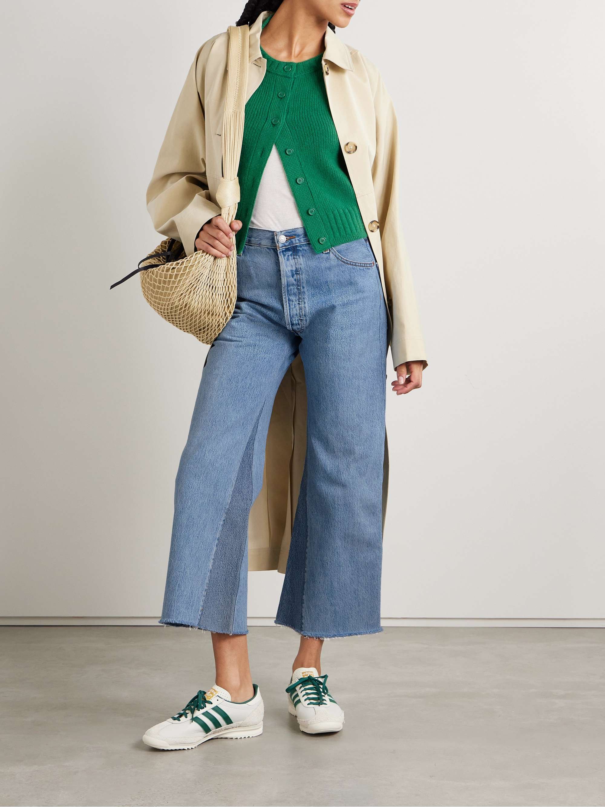 + Levi's cropped frayed high-rise wide-leg jeans view