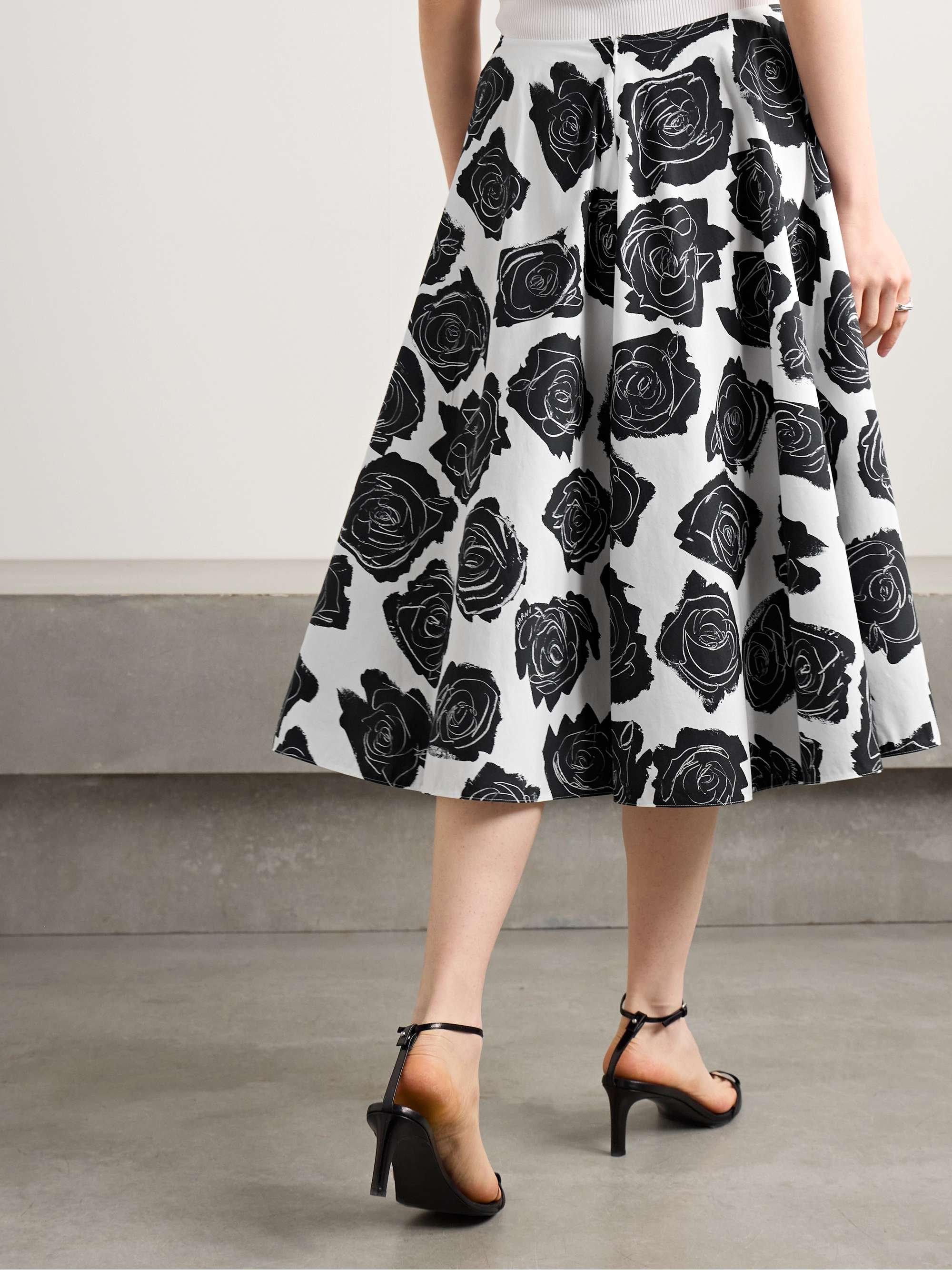 Pleated floral-print cotton-poplin midi skirt view