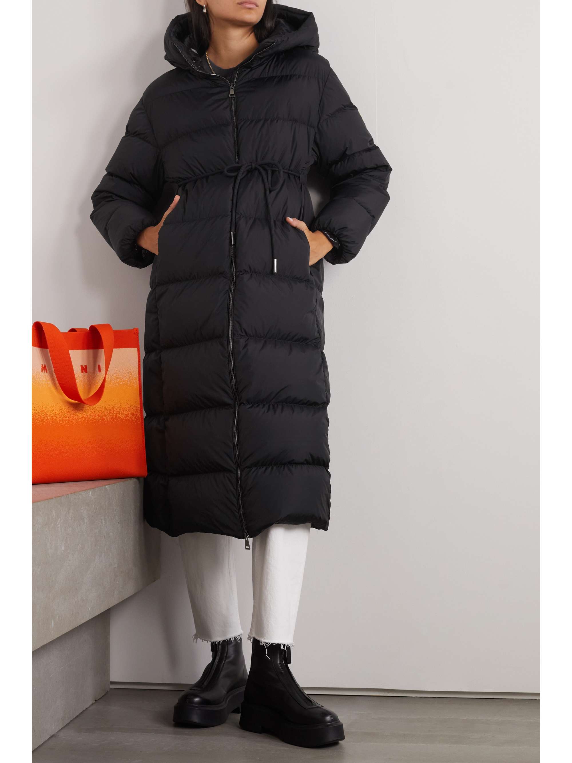 Bondree quilted shell down hooded coat view