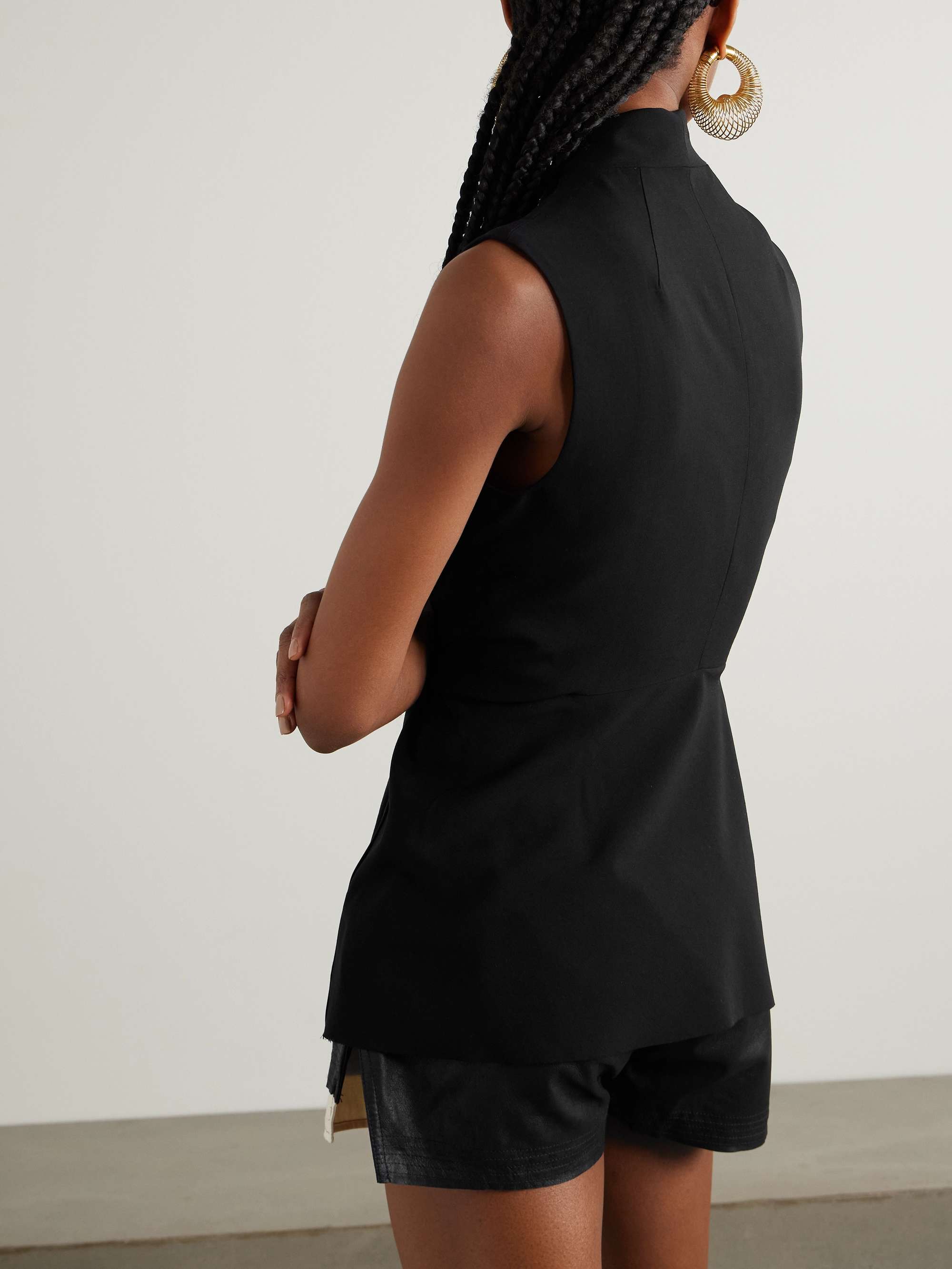 Strutter wool wrap top view