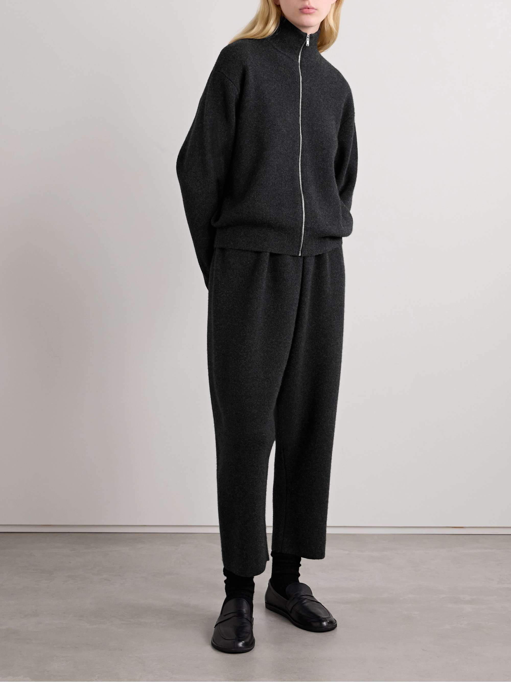 Hesme cashmere cardigan view