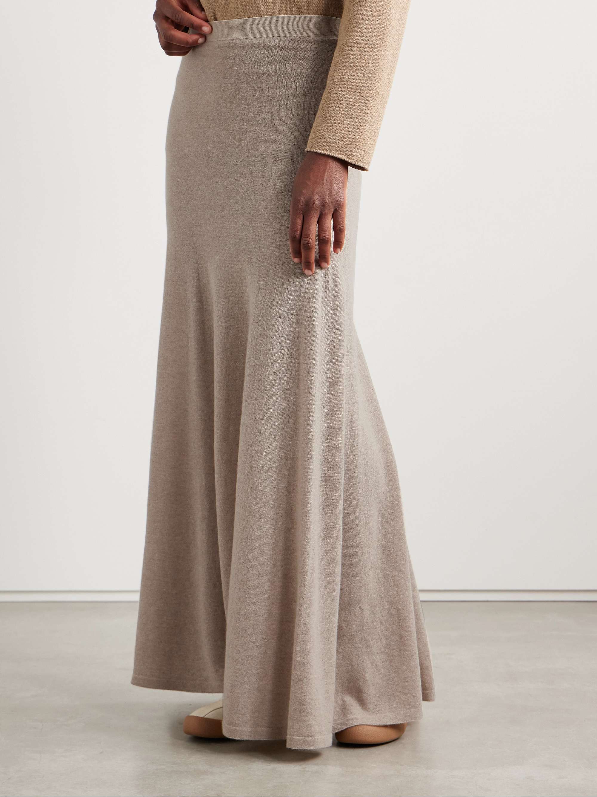 Jovian cashmere maxi skirt view