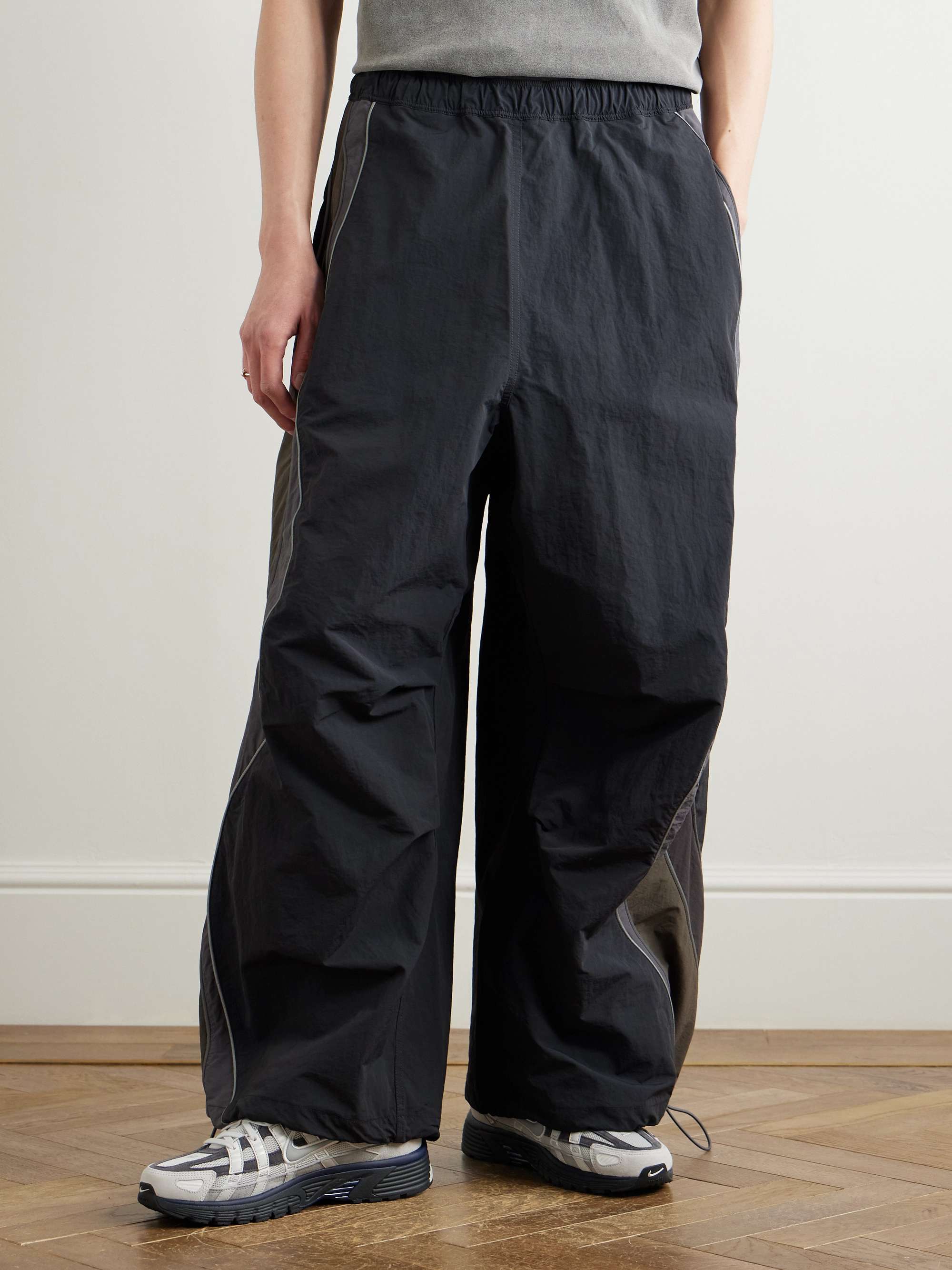 Ufo Wide-Leg Striped Shell Trousers view