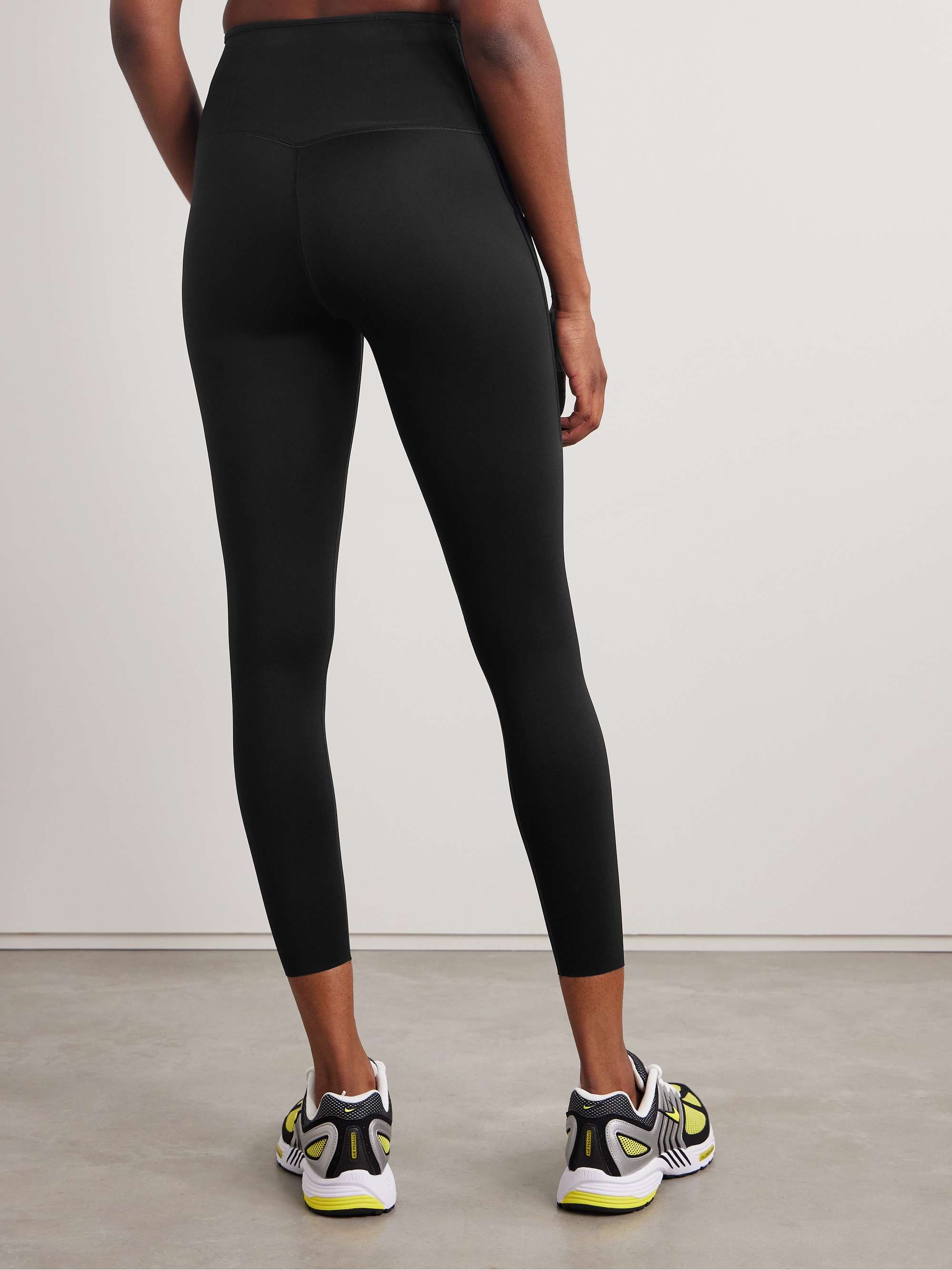 Go cropped Dri-FIT InfinaLock leggings view