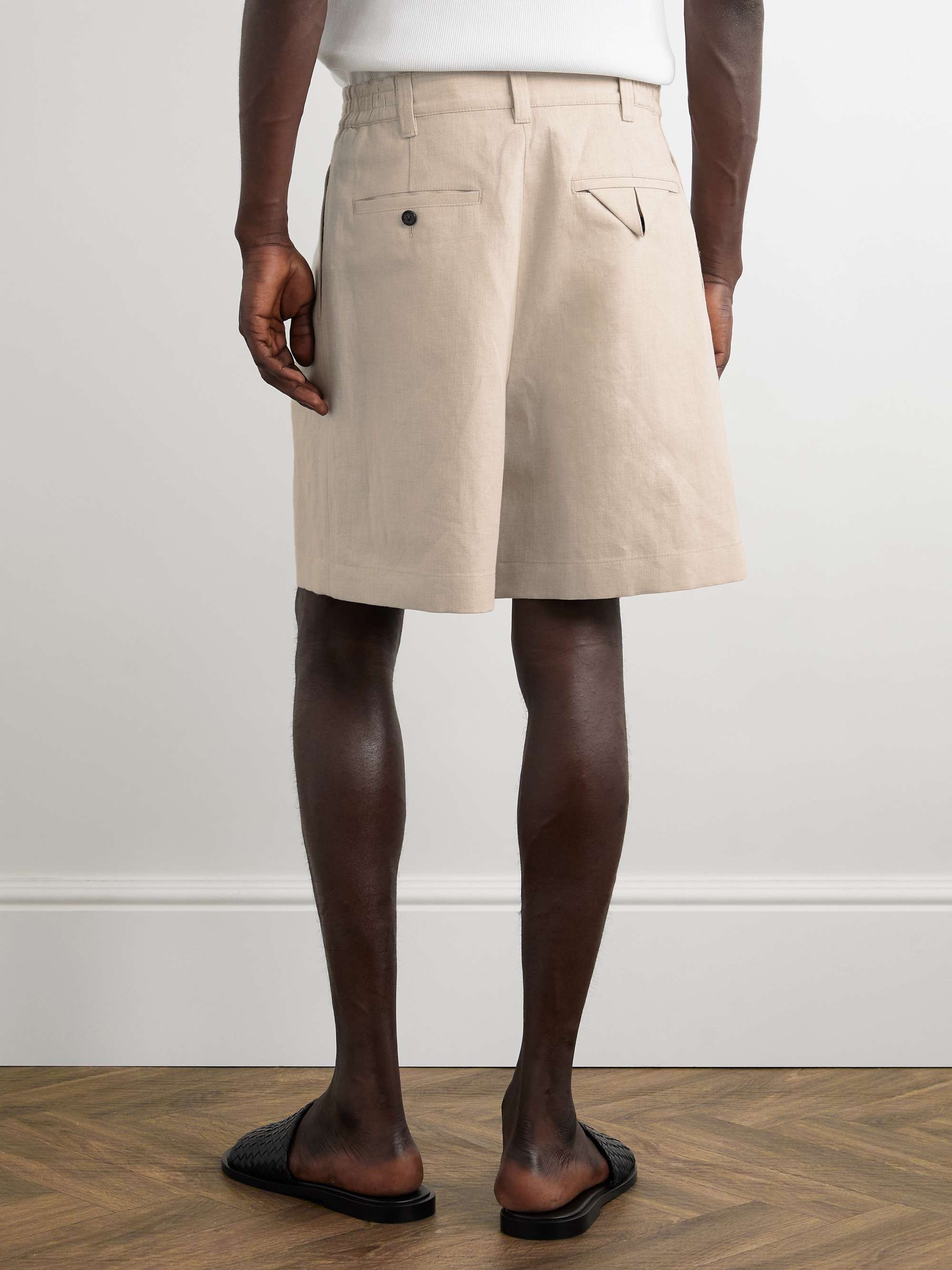Straight-Leg Pleated Linen and Cotton-Blend Twill Shorts view