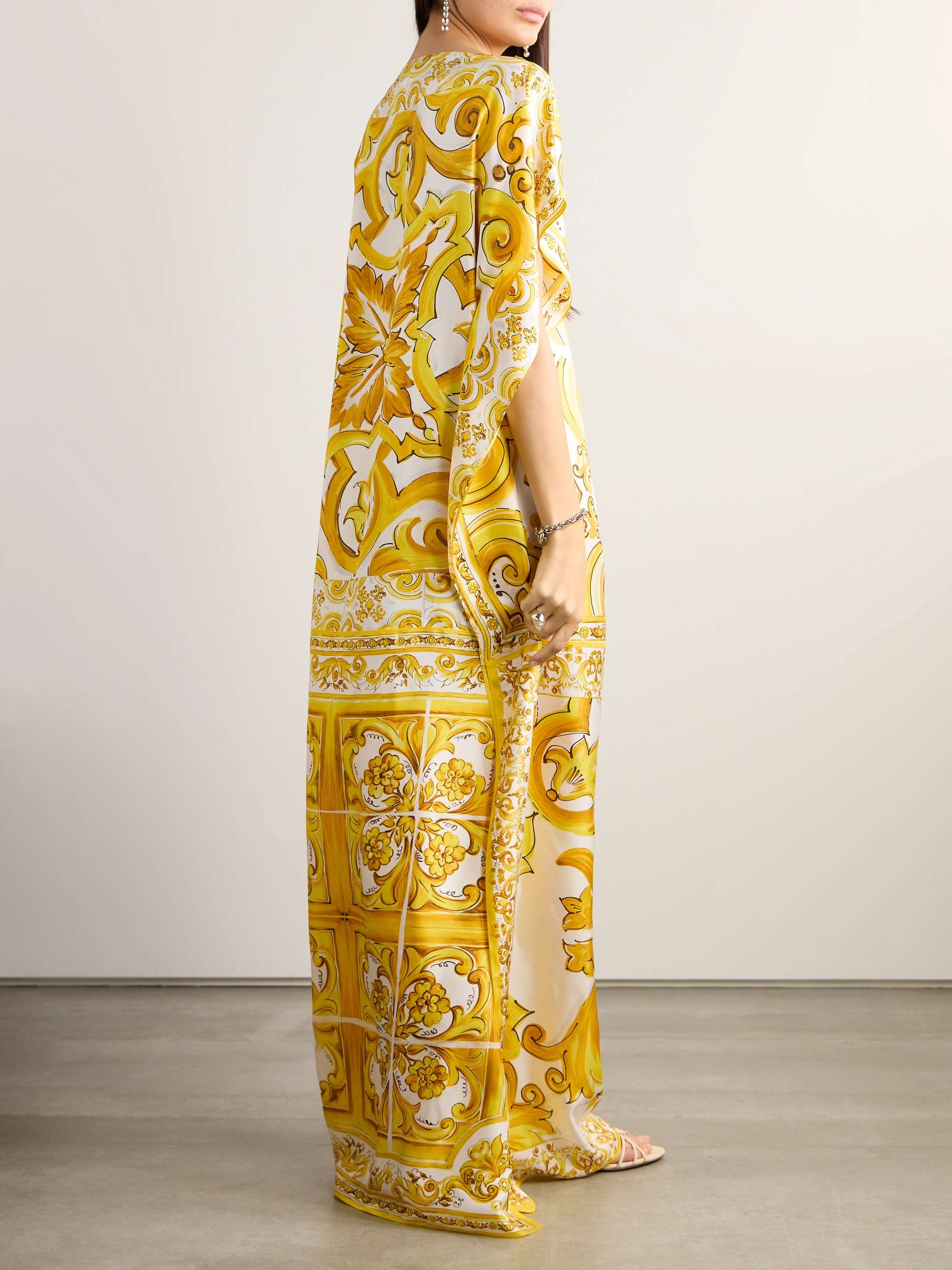 Maiolica floral-print silk-twill kaftan view
