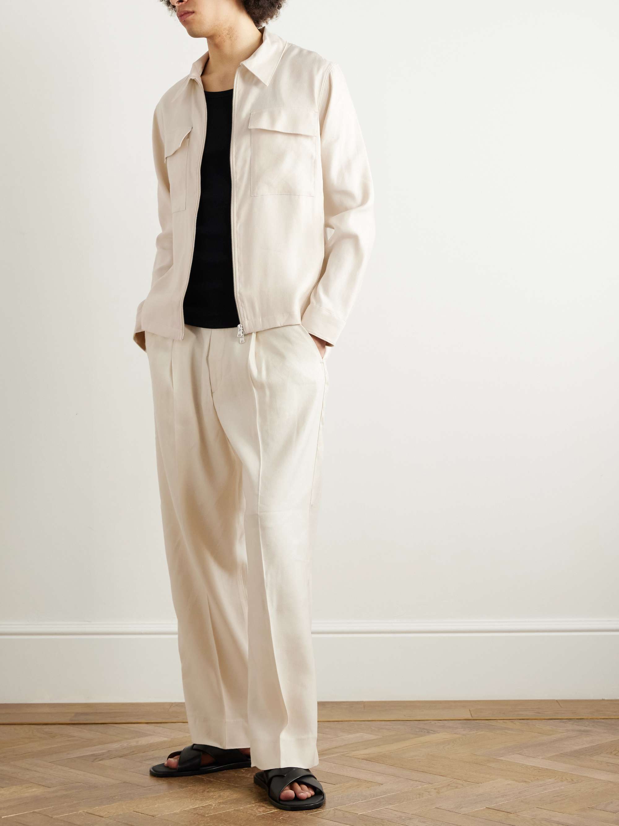 Alban 1808 LENZING™ ECOVERO™ and Linen-Blend Jacket view