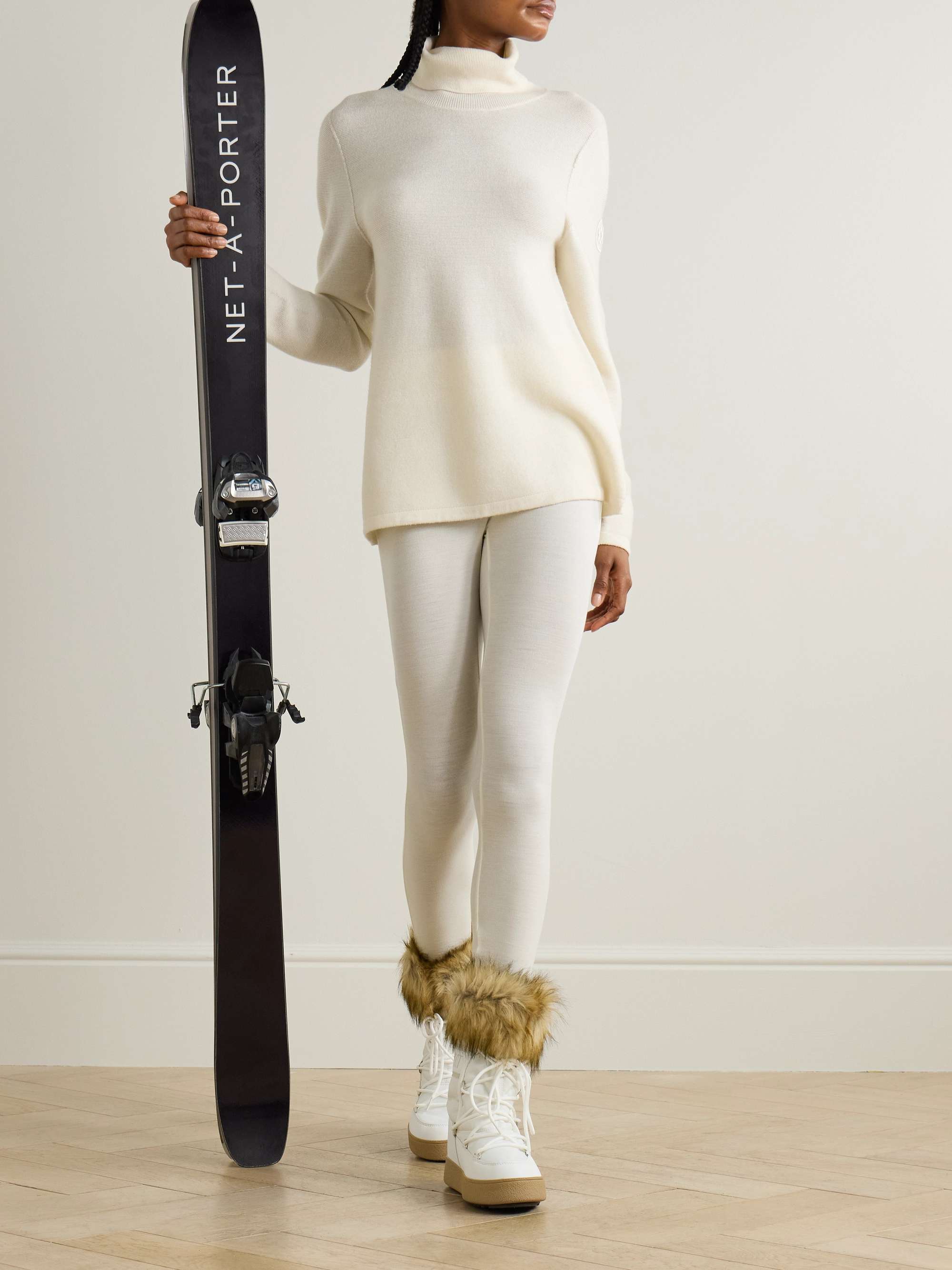 Uvdal merino wool turtleneck sweater view