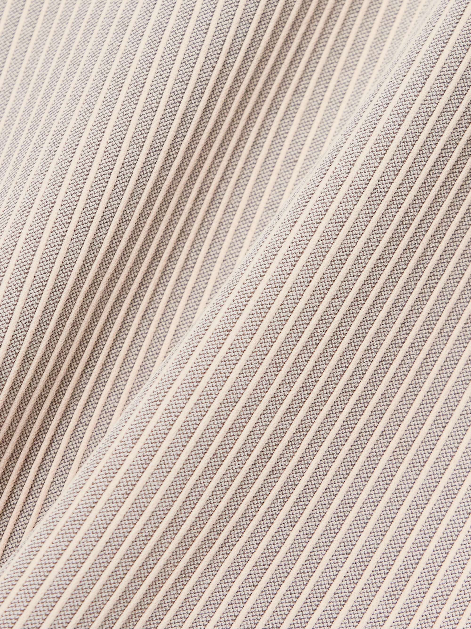 Ribbed thermal top view