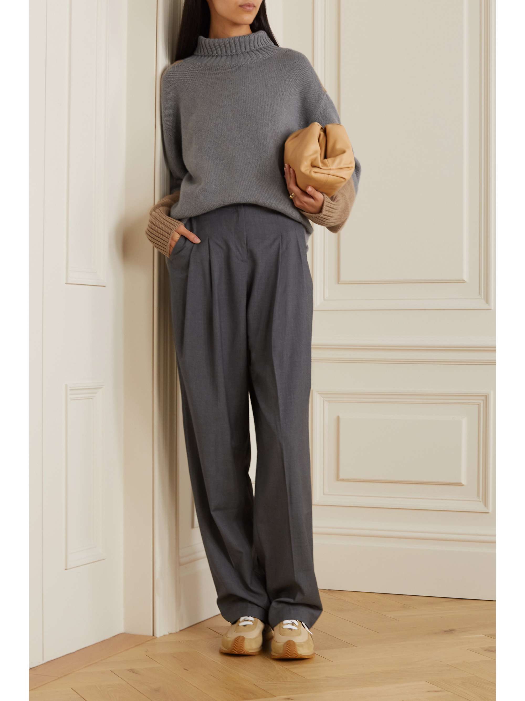 Color-block cashmere turtleneck sweater view