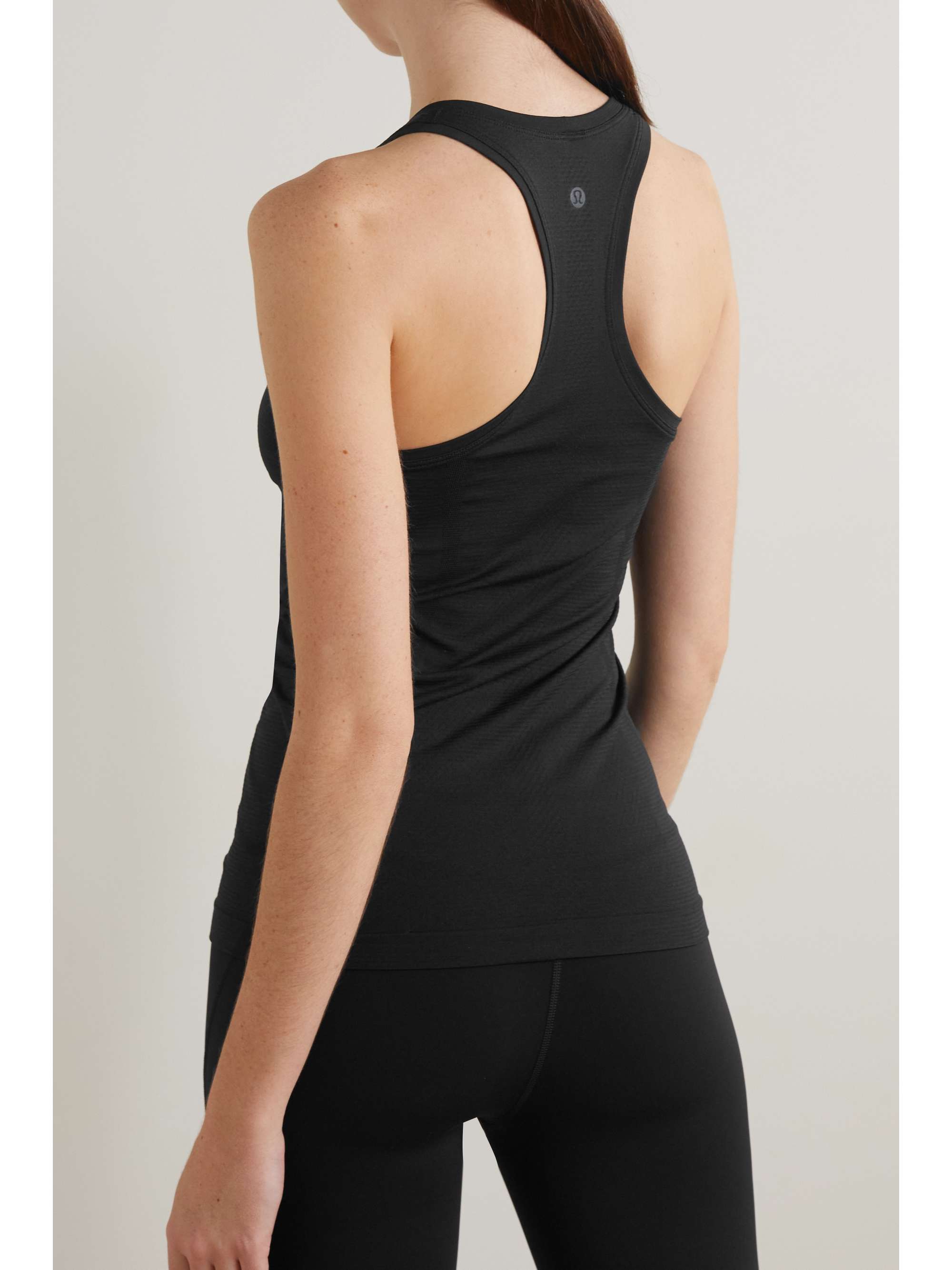 Swiftly Tech 2.0 stretch tank view