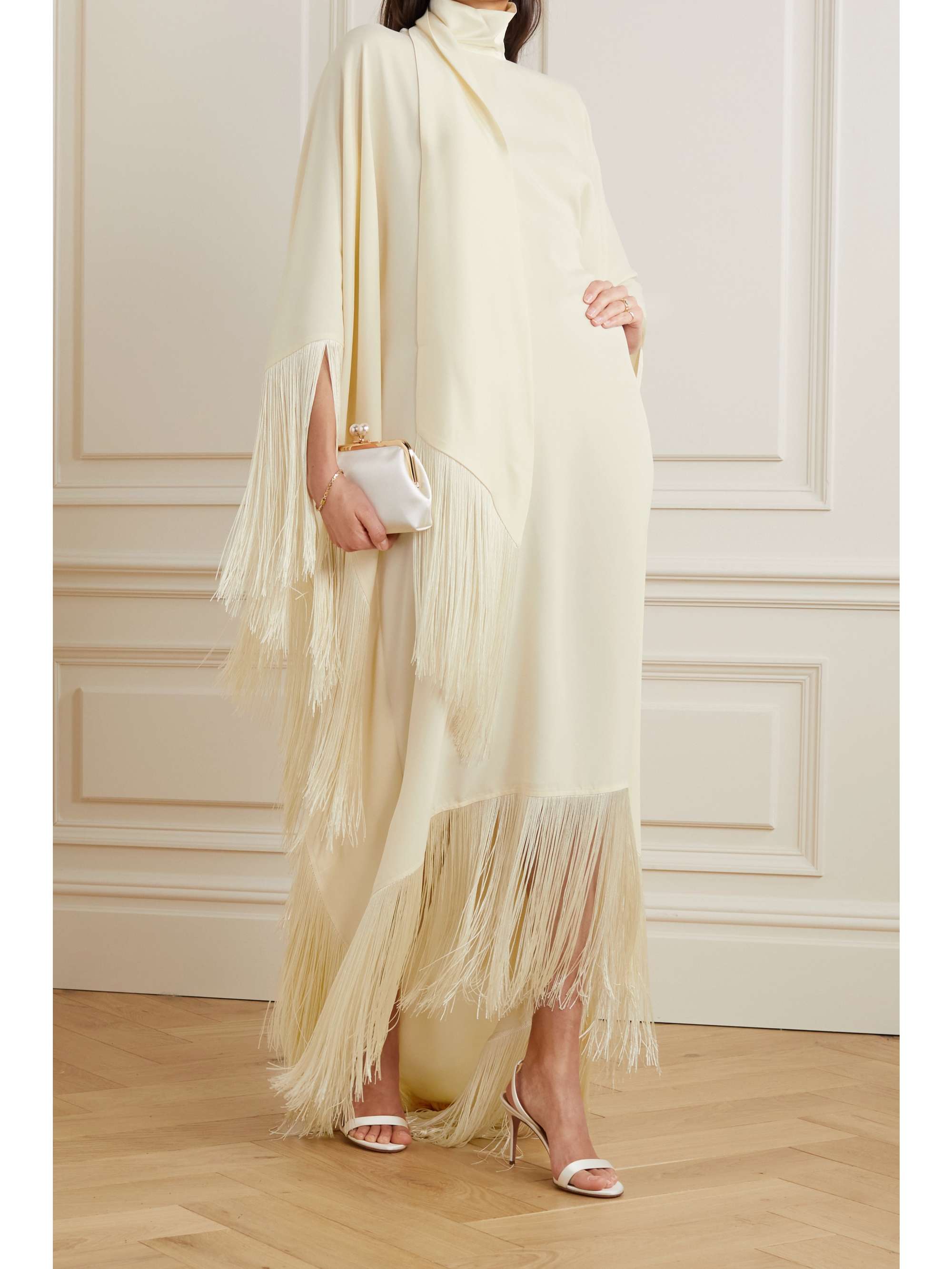 + NET SUSTAIN Mrs Ross fringed crepe kaftan view