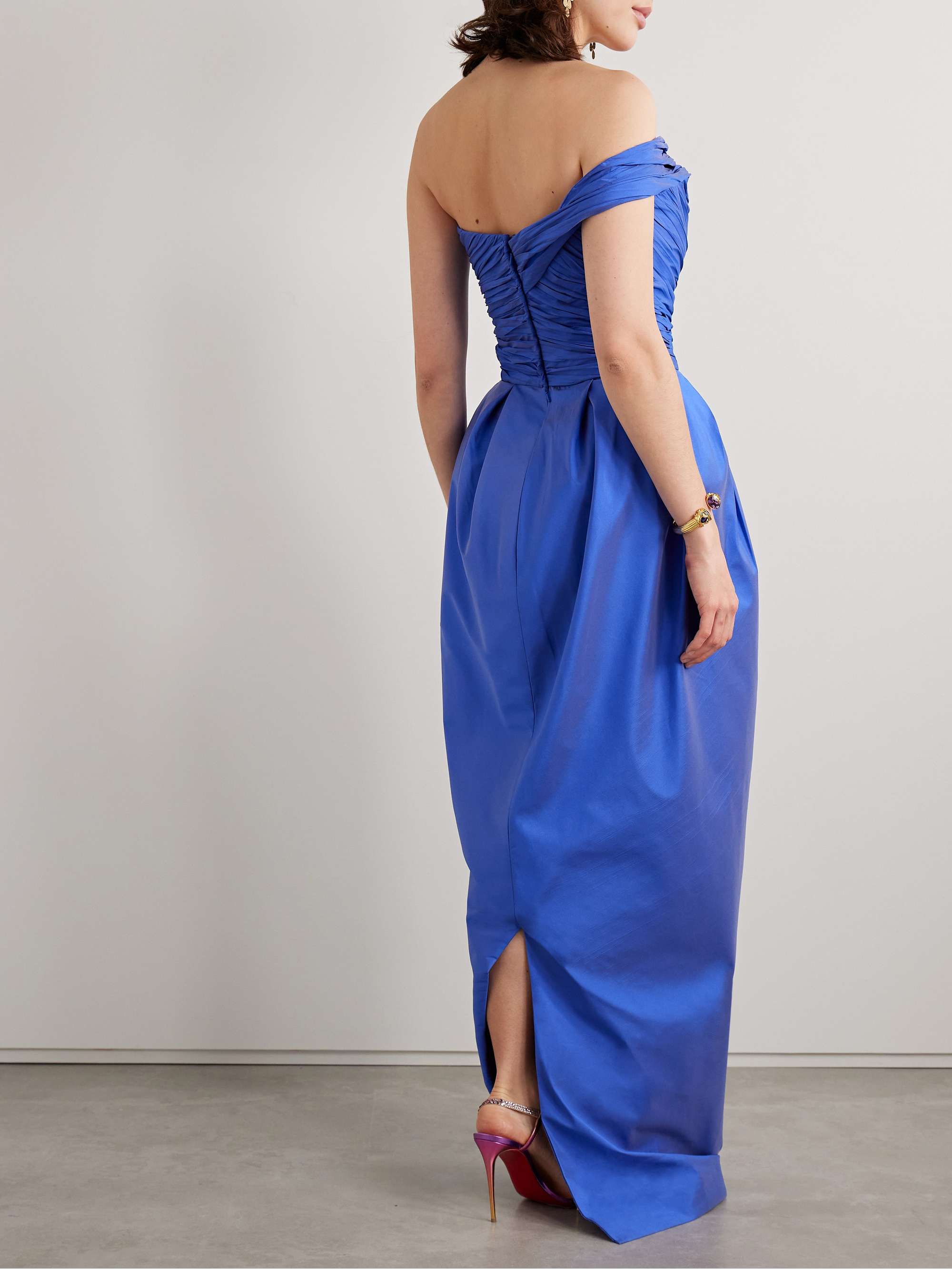One-shoulder gathered plissé-taffeta gown view