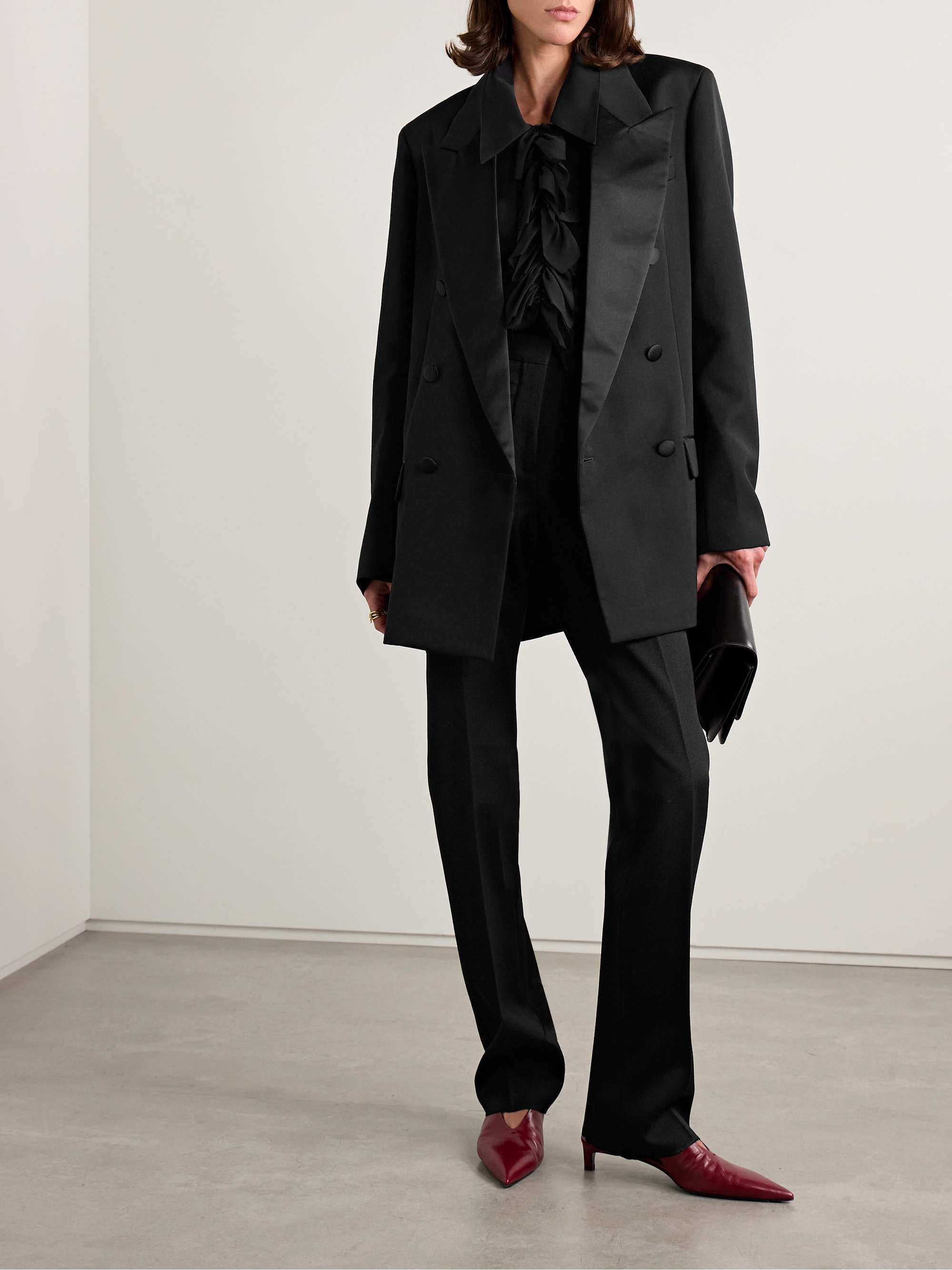 Evelyn satin-trimmed grain de poudre wool blazer view