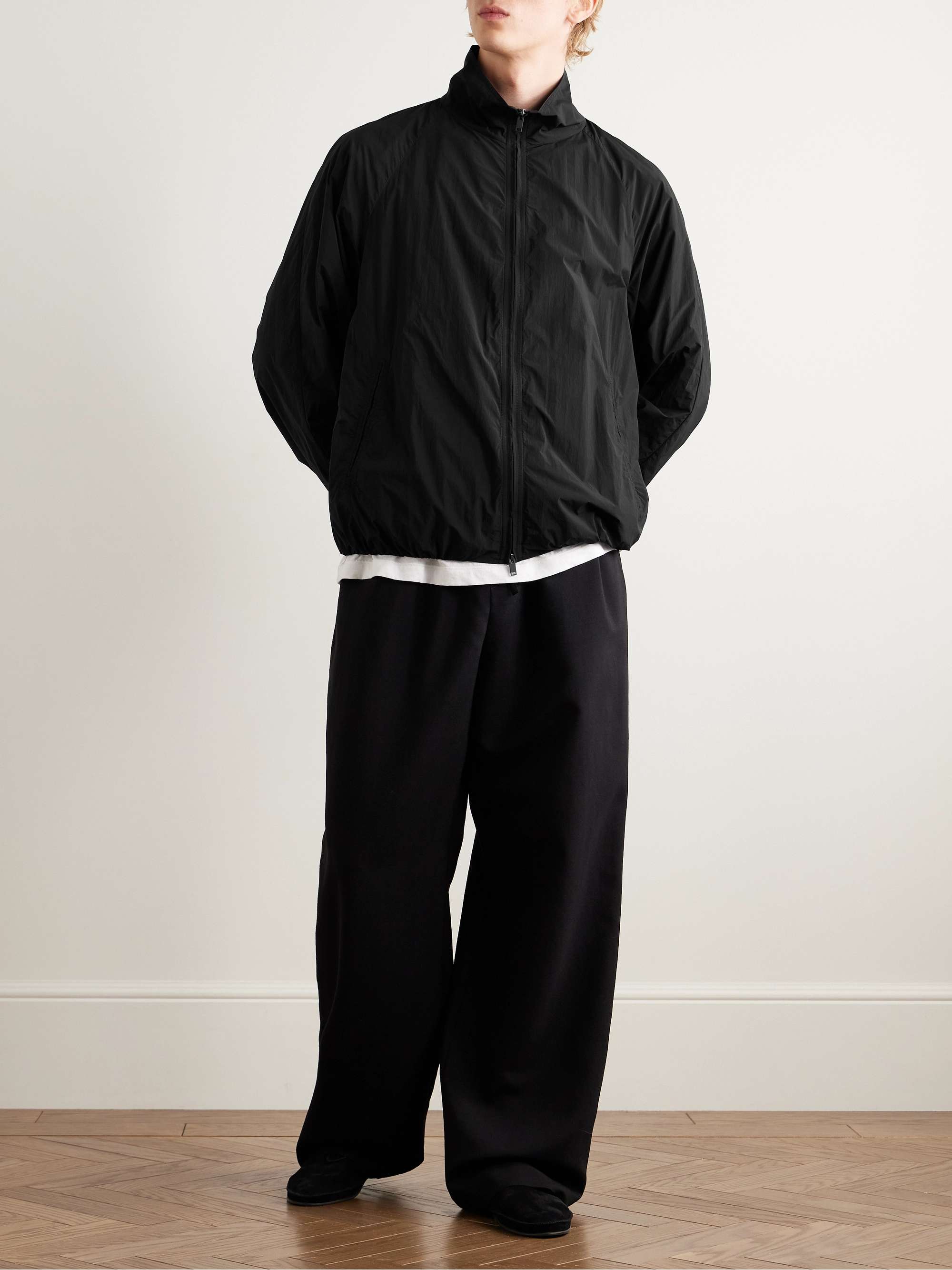 Oyu Nylon Jacket view