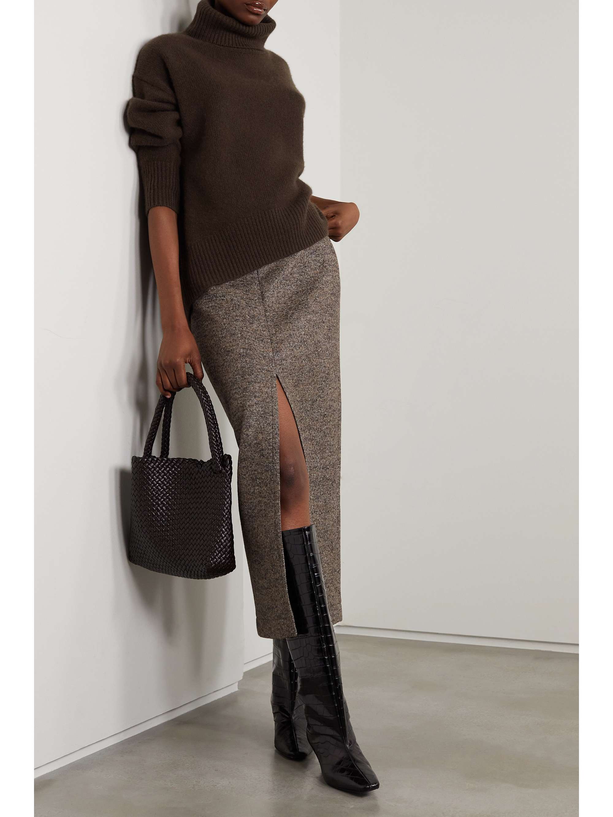 + NET SUSTAIN World's End cashmere turtleneck sweater view