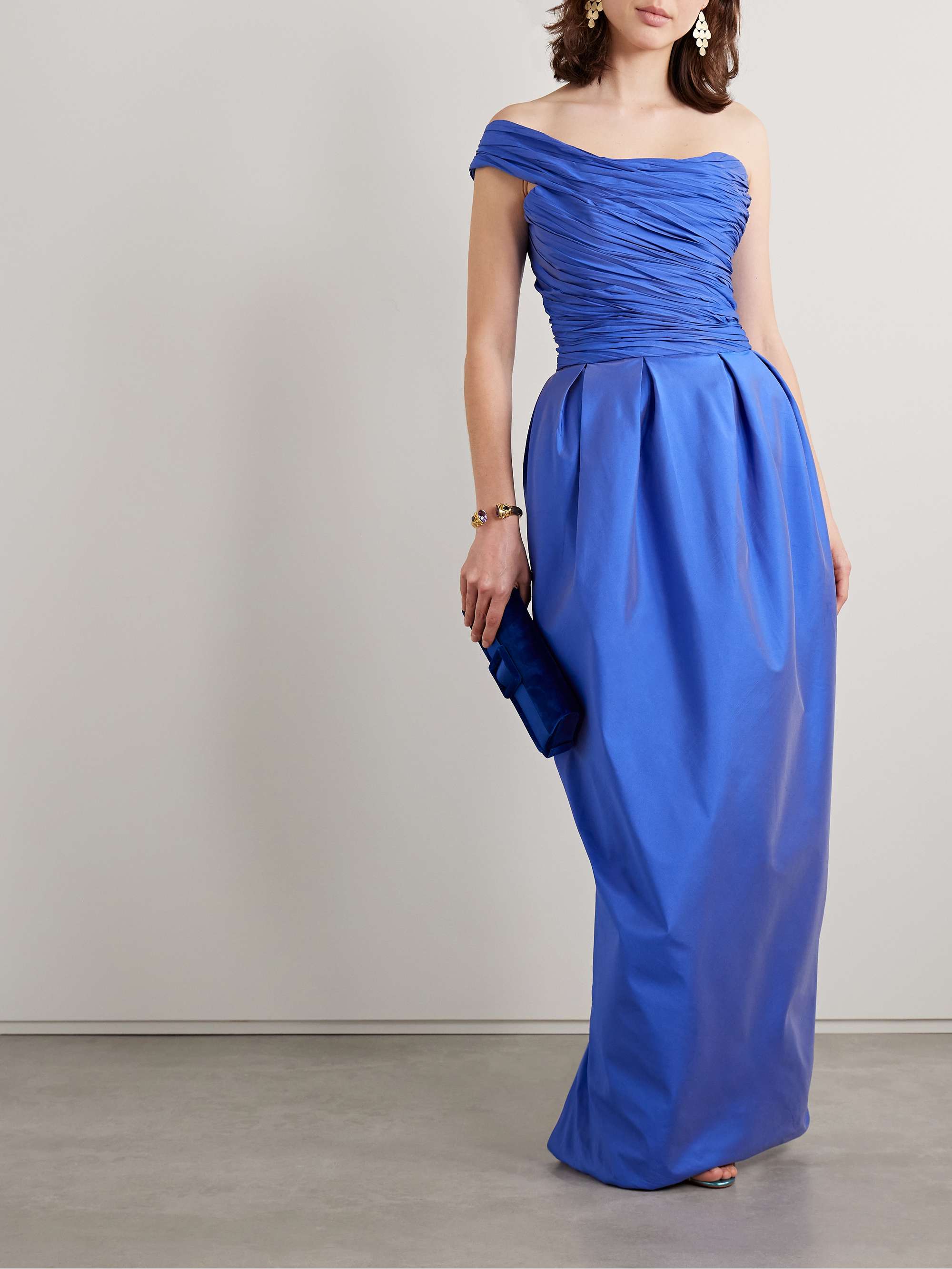 One-shoulder gathered plissé-taffeta gown view