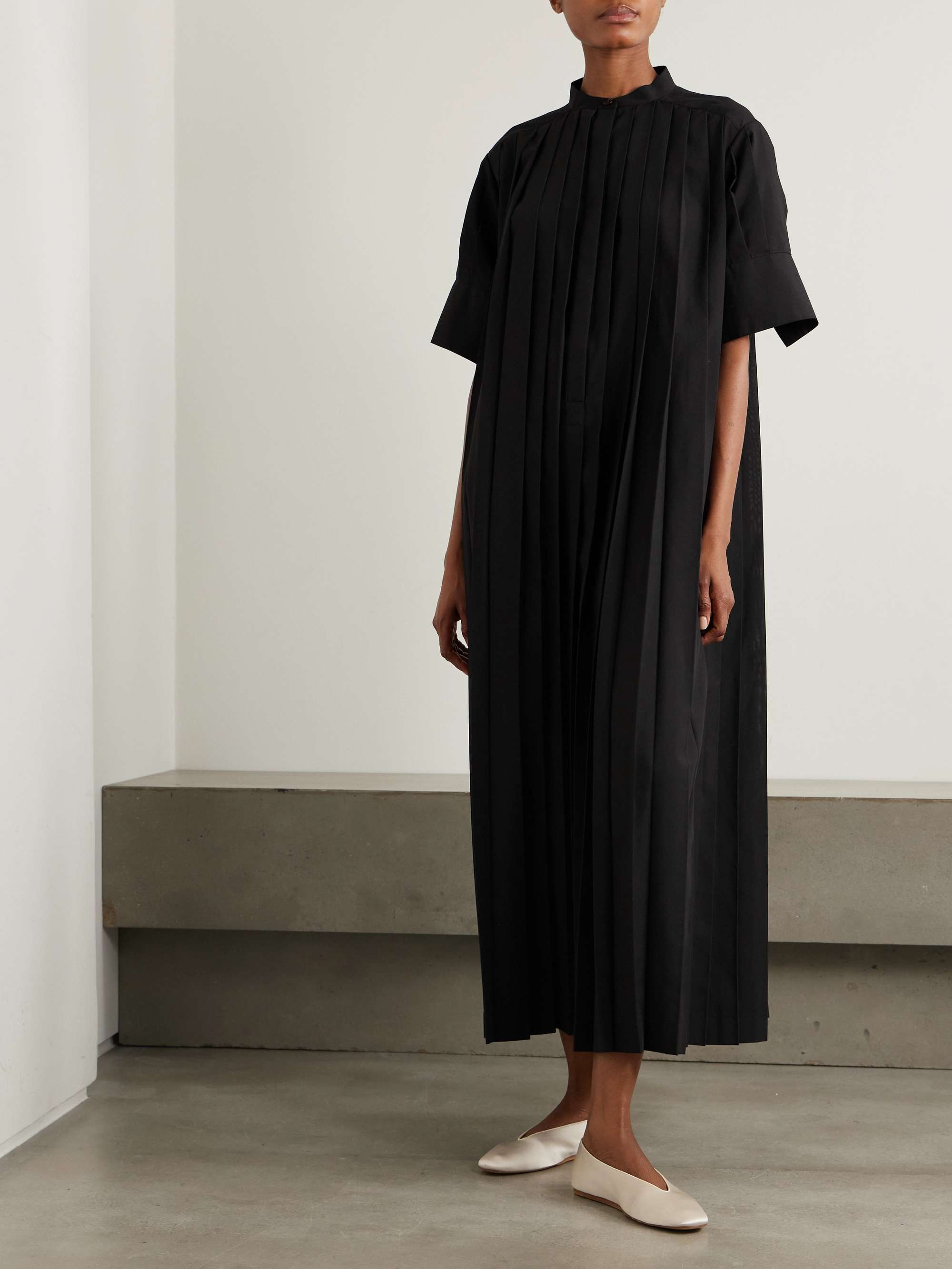 Harmonica plissé-crepe midi dress view