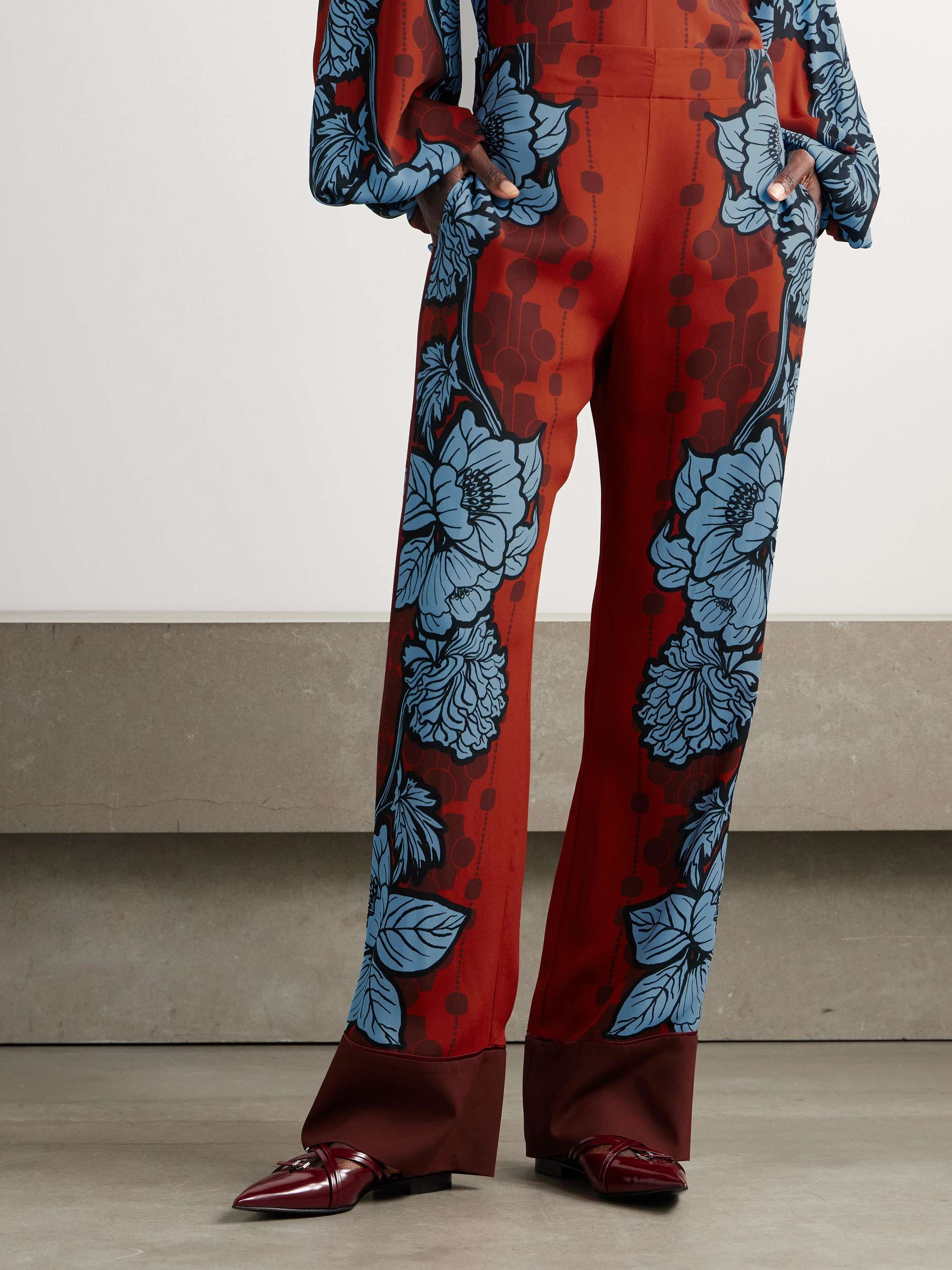 Havana floral-print satin-trimmed crepe de chine pants view