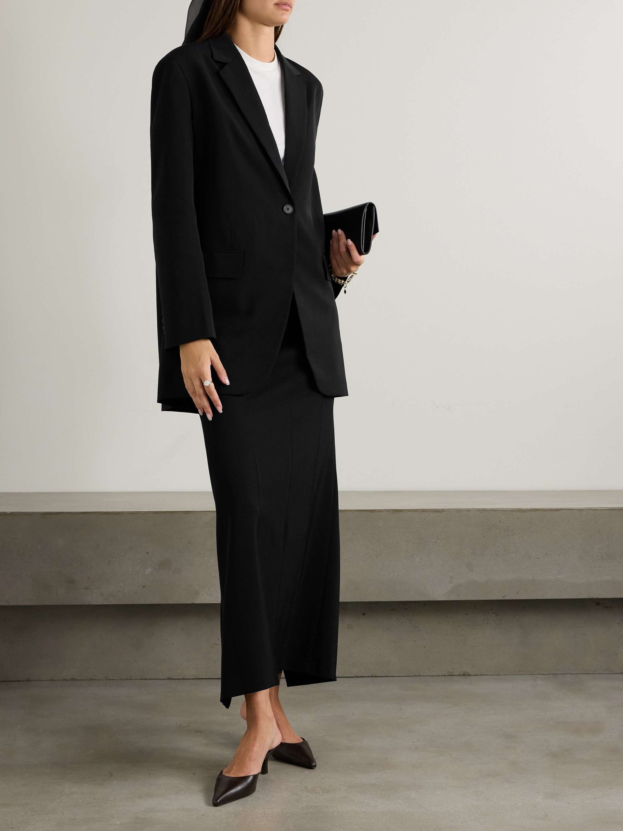 Obine crepe blazer view