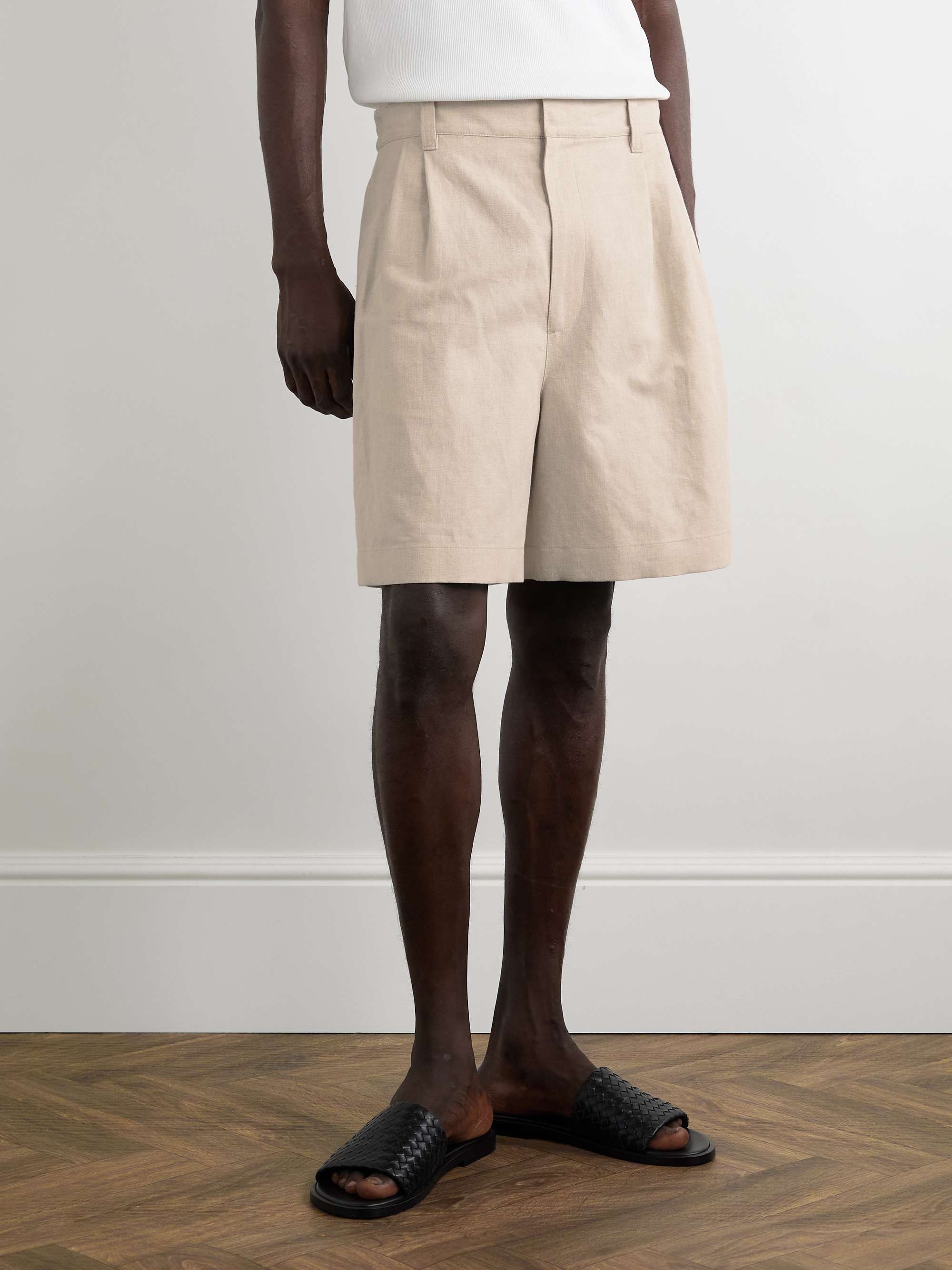 Straight-Leg Pleated Linen and Cotton-Blend Twill Shorts view