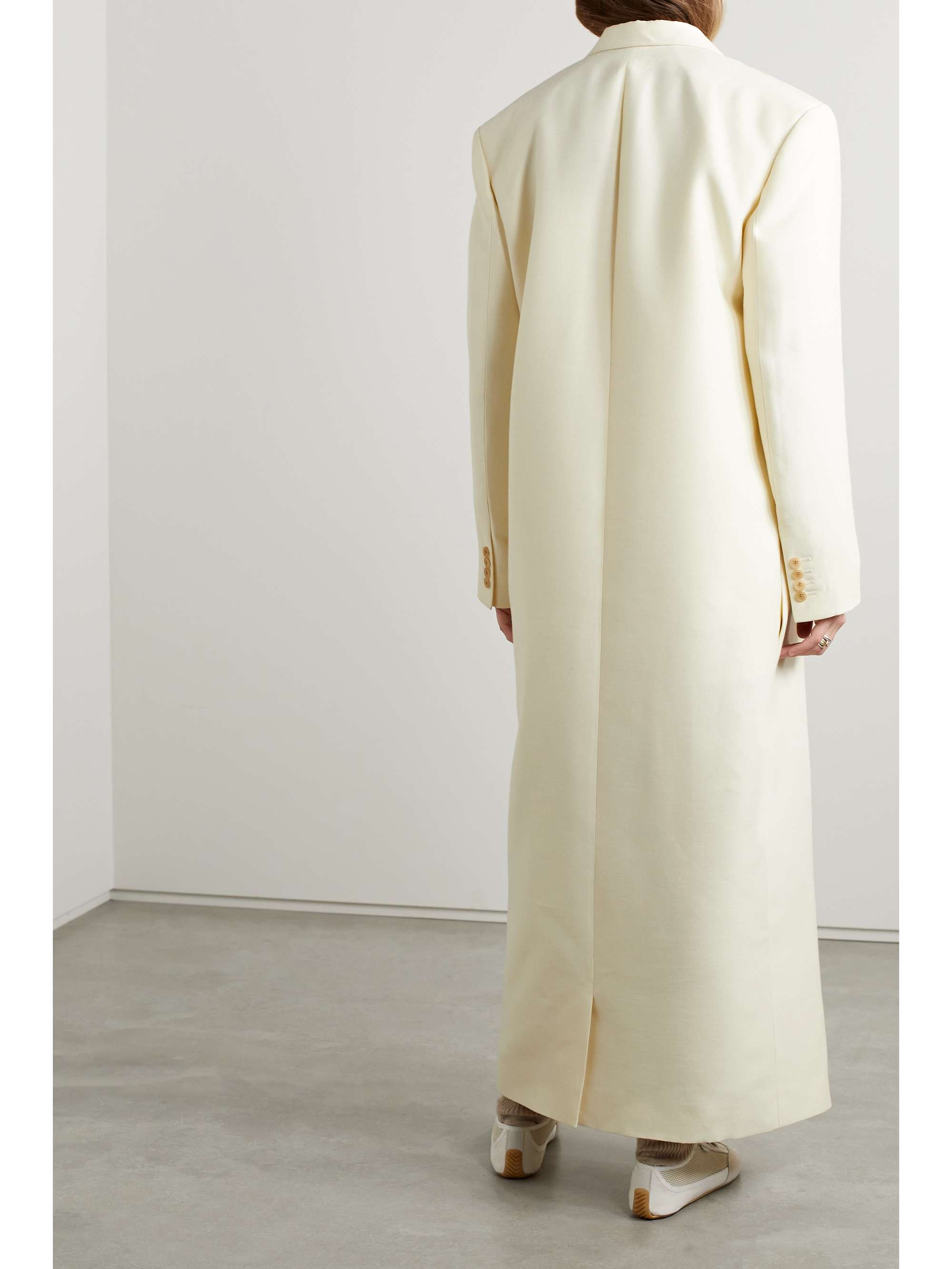 Catena oversized wool and silk-blend cady coat view