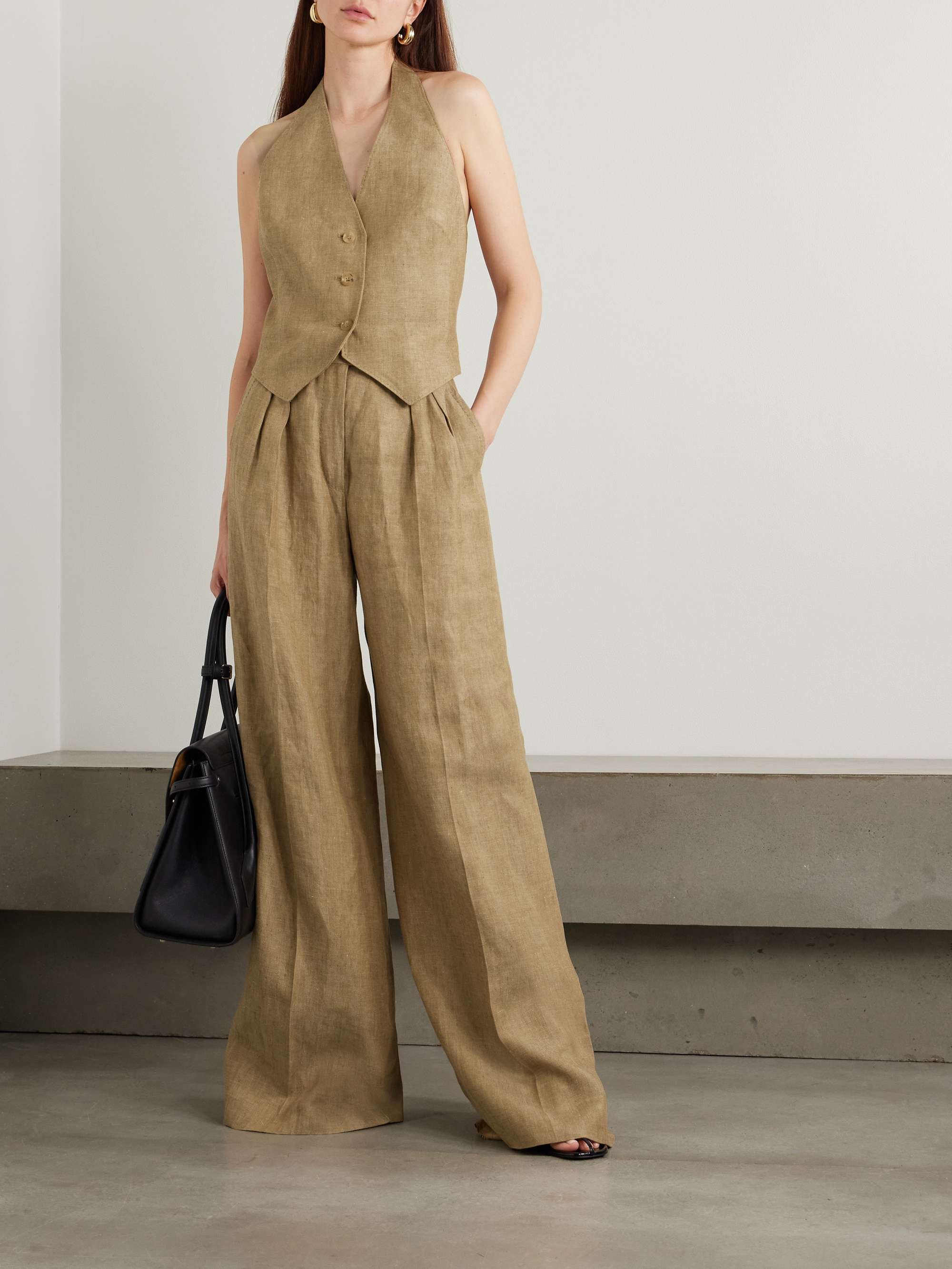 Sauro linen vest view