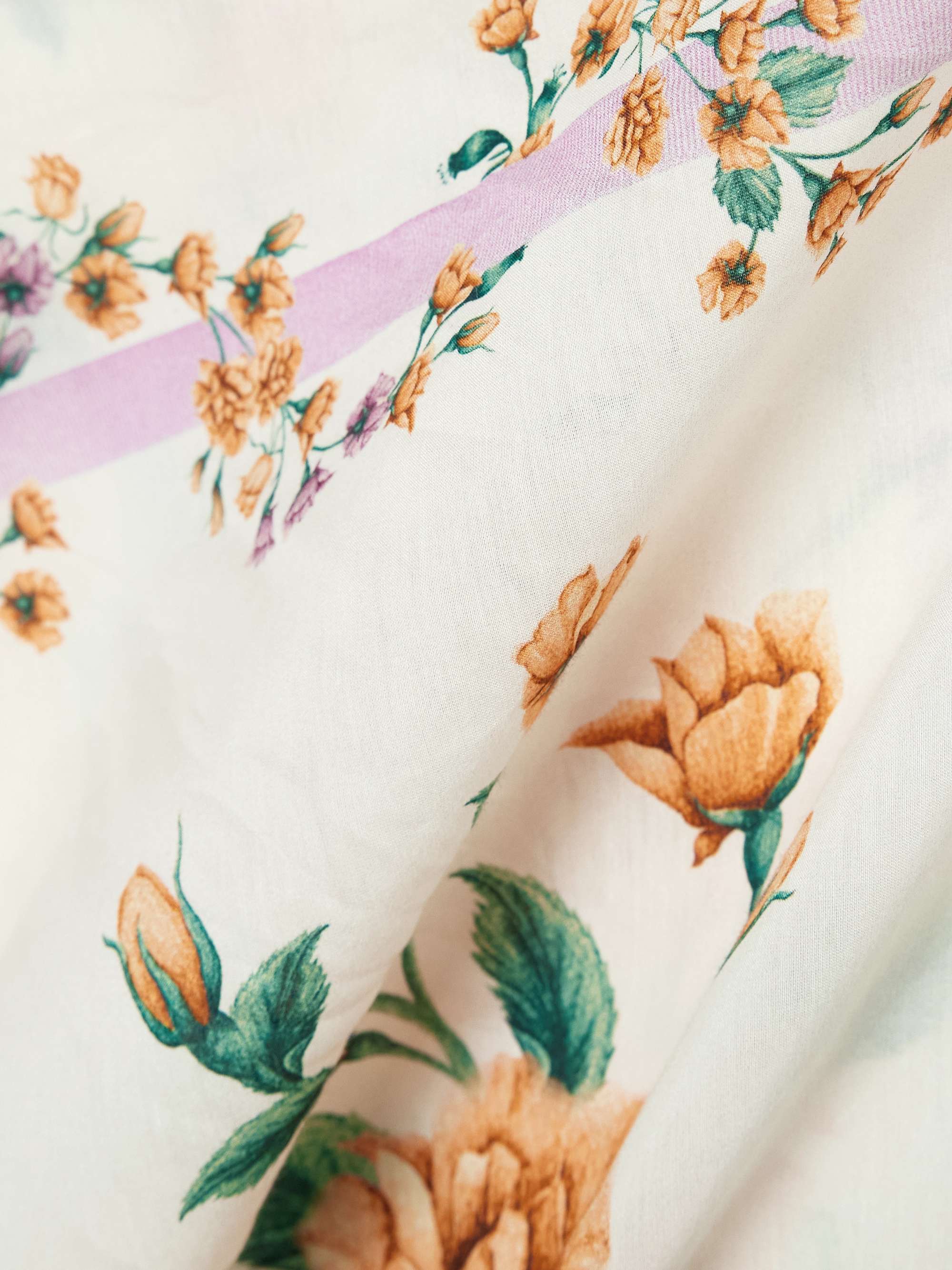 Lavanda Chinesis floral-print cotton and silk-blend voile pareo view