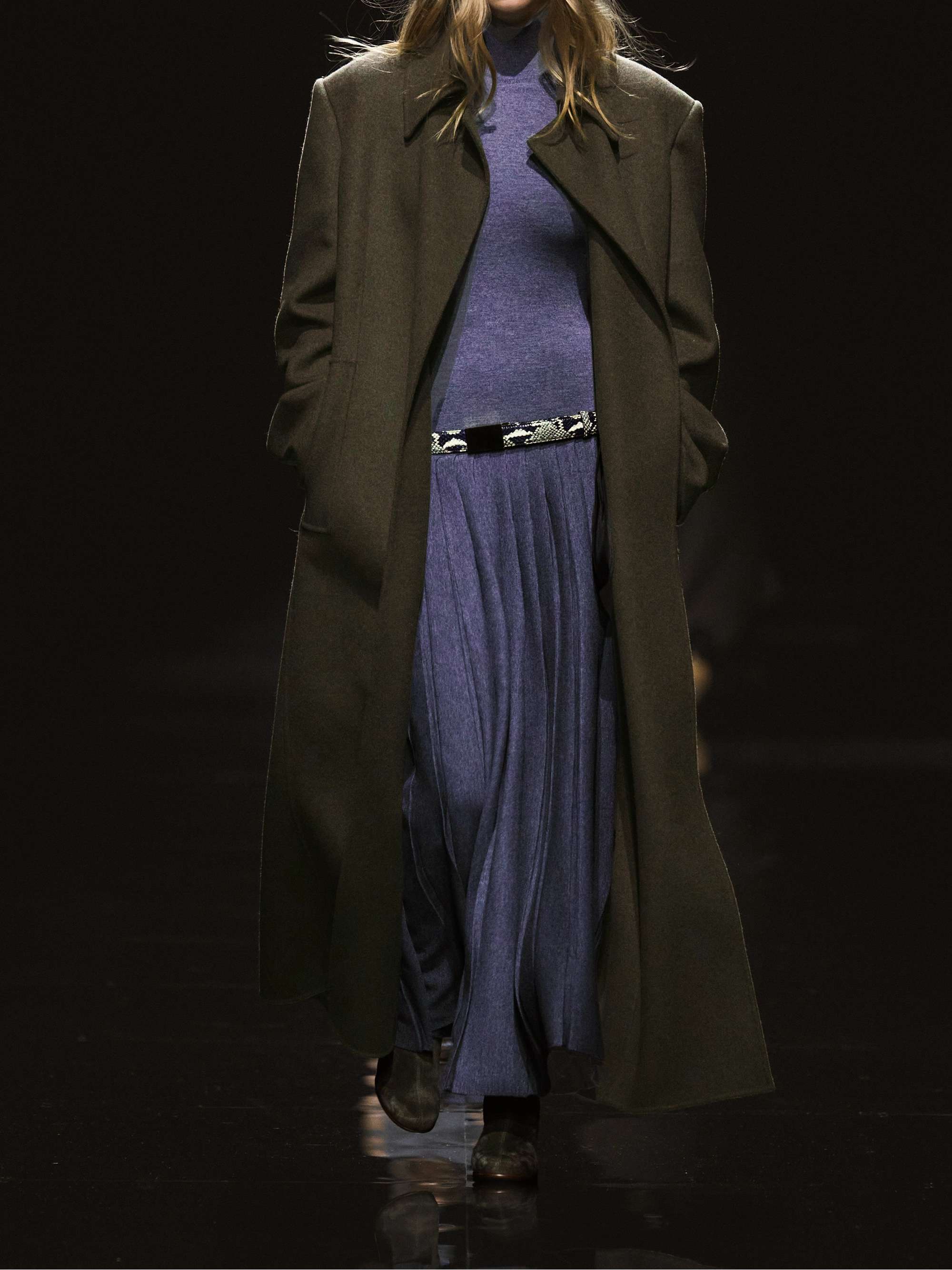 Lea belted wool-felt coat view