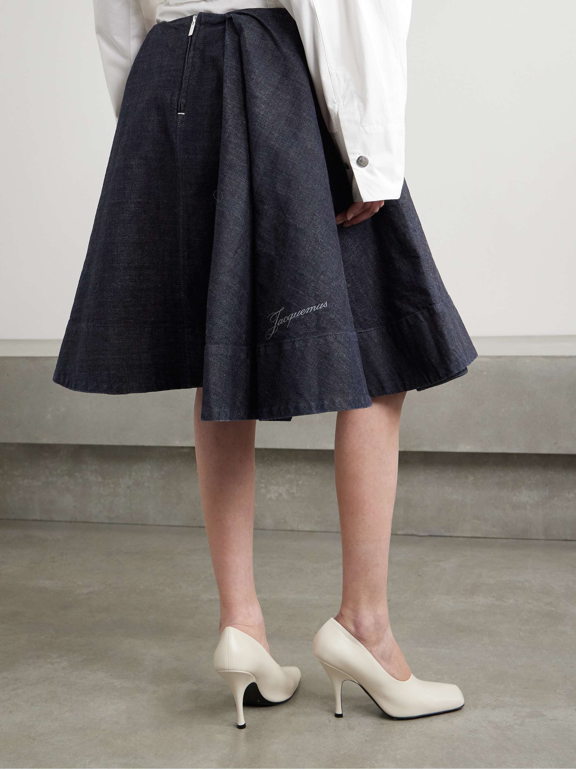 Salon de-Nîmes pleated denim skirt view