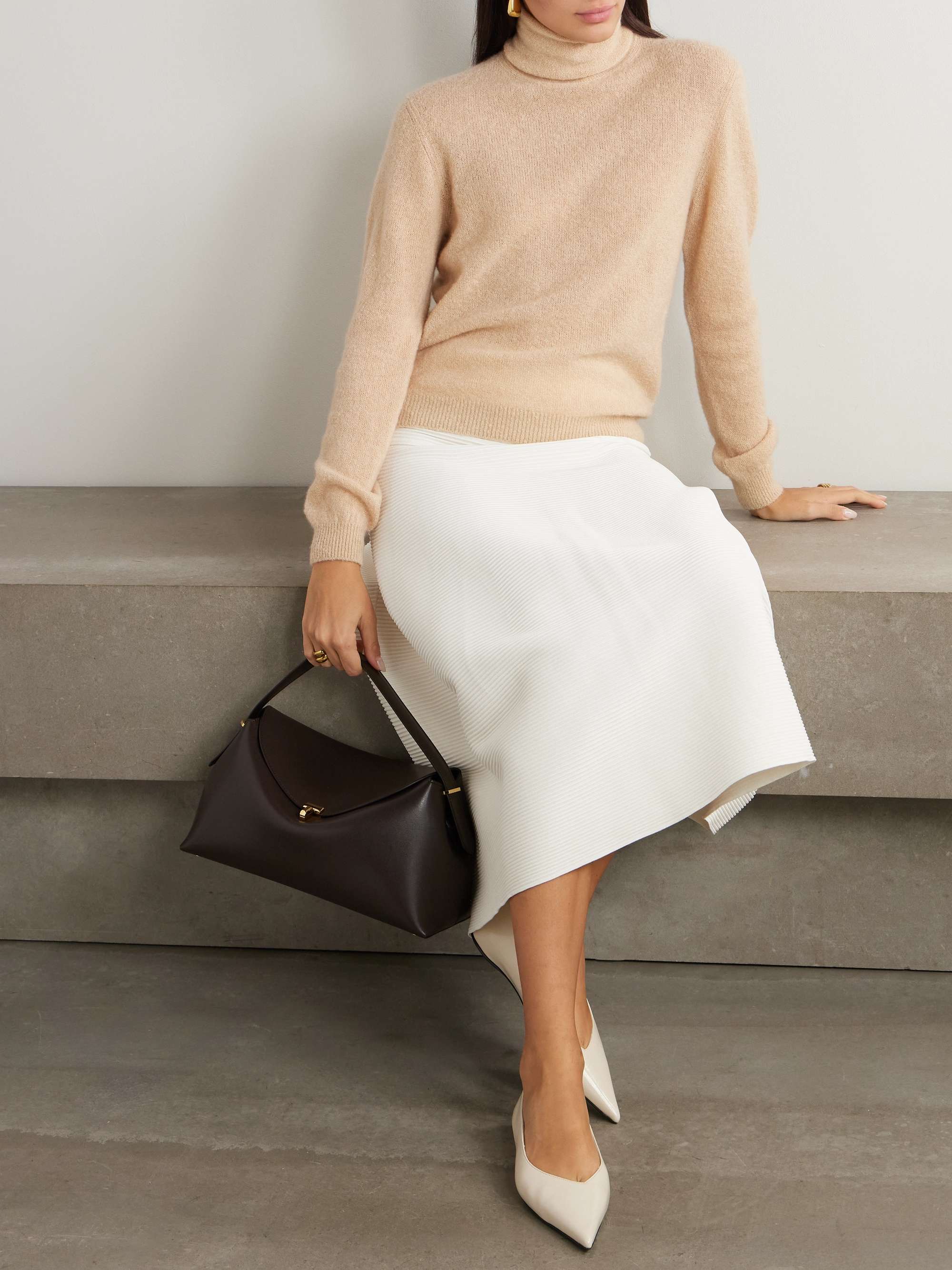 Cashmere and silk-blend bouclé turtleneck sweater view