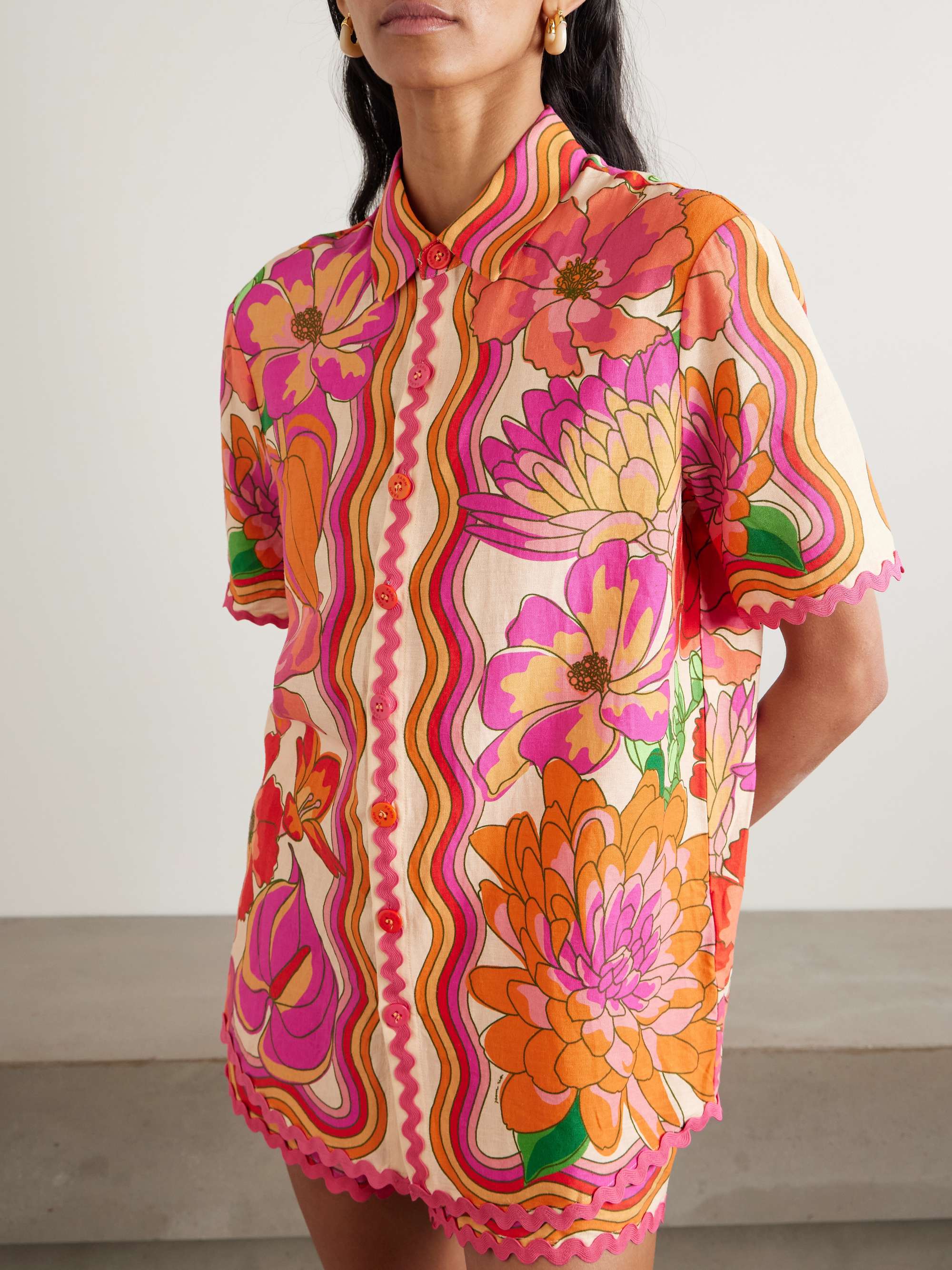 Spring Affair floral-print linen-blend shirt view