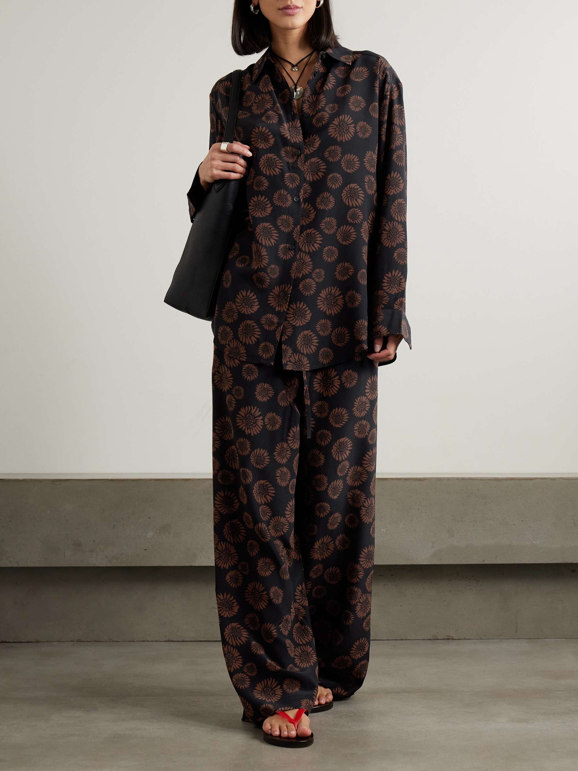 Floral-print silk crepe de chine shirt view