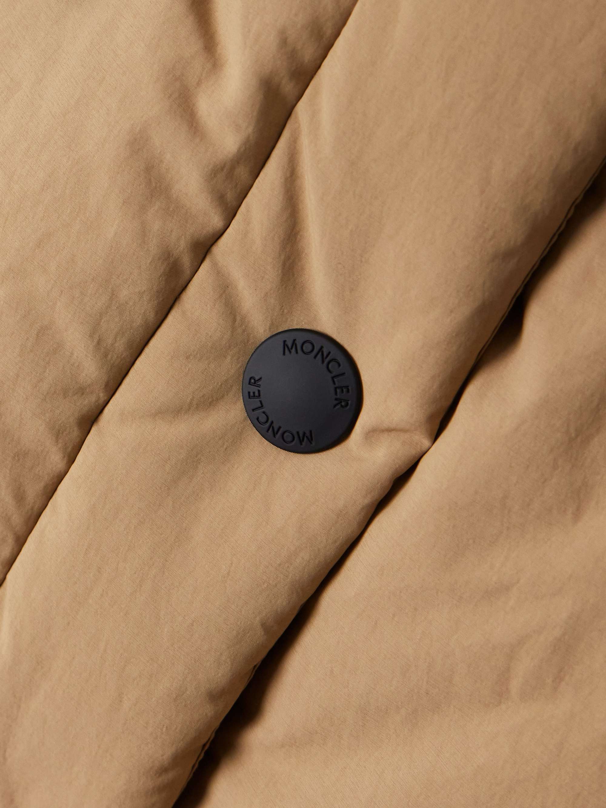 Arolla hooded appliquéd quilted shell down vest view