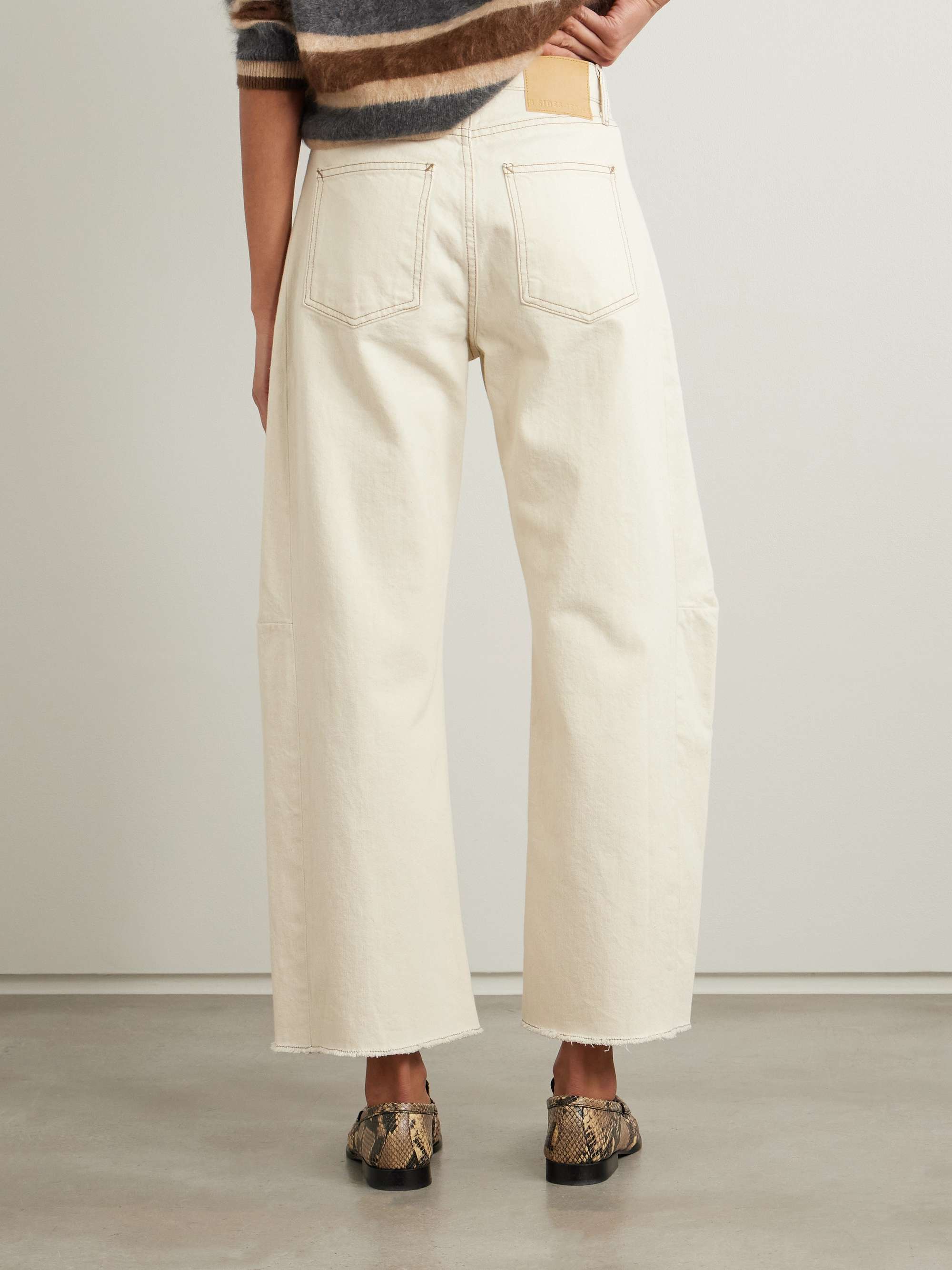 Slim Lasso high-rise tapered jeans view