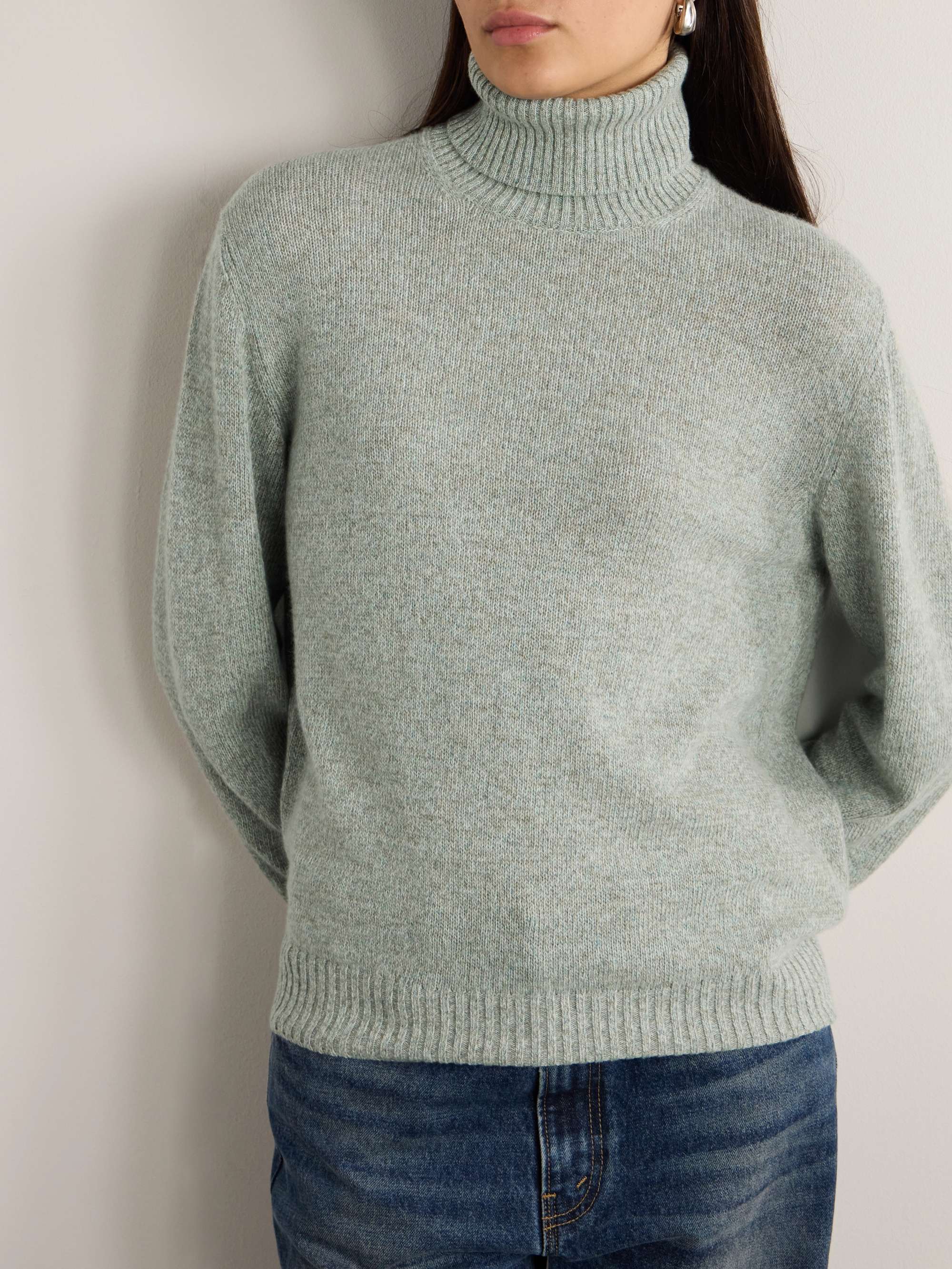 Cellio cashmere turtleneck sweater view