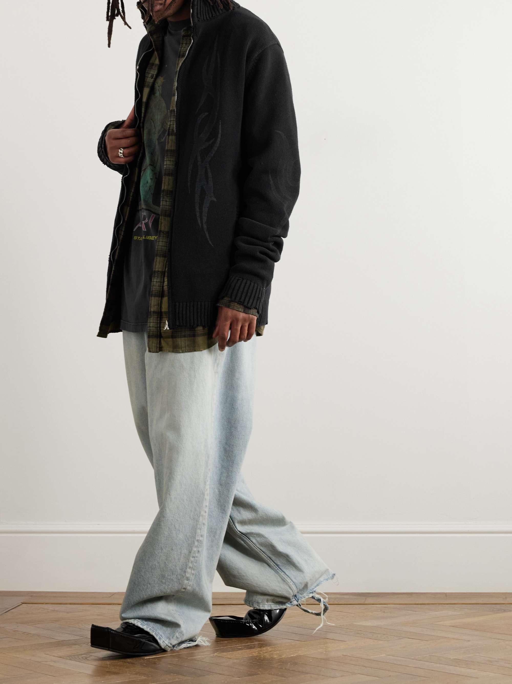 Oversized Distressed Printed Knitted Zip-Up Cardigan view
