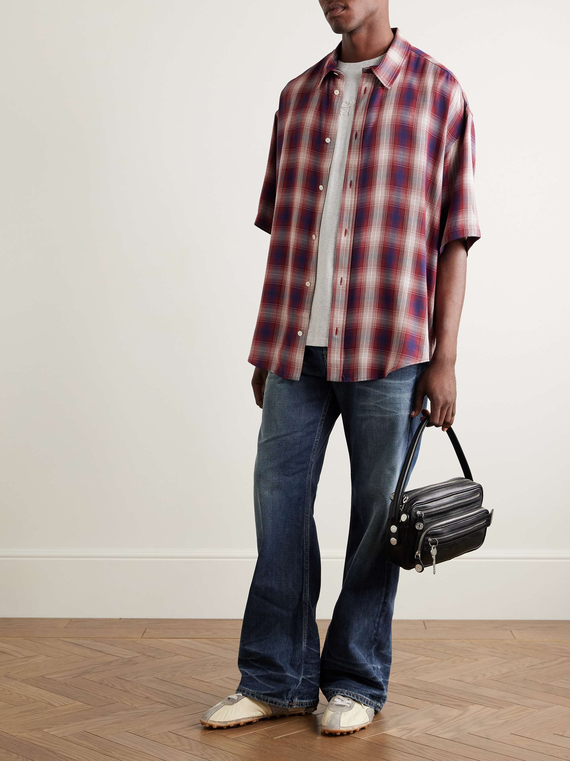 2021M Straight-Leg Jeans view
