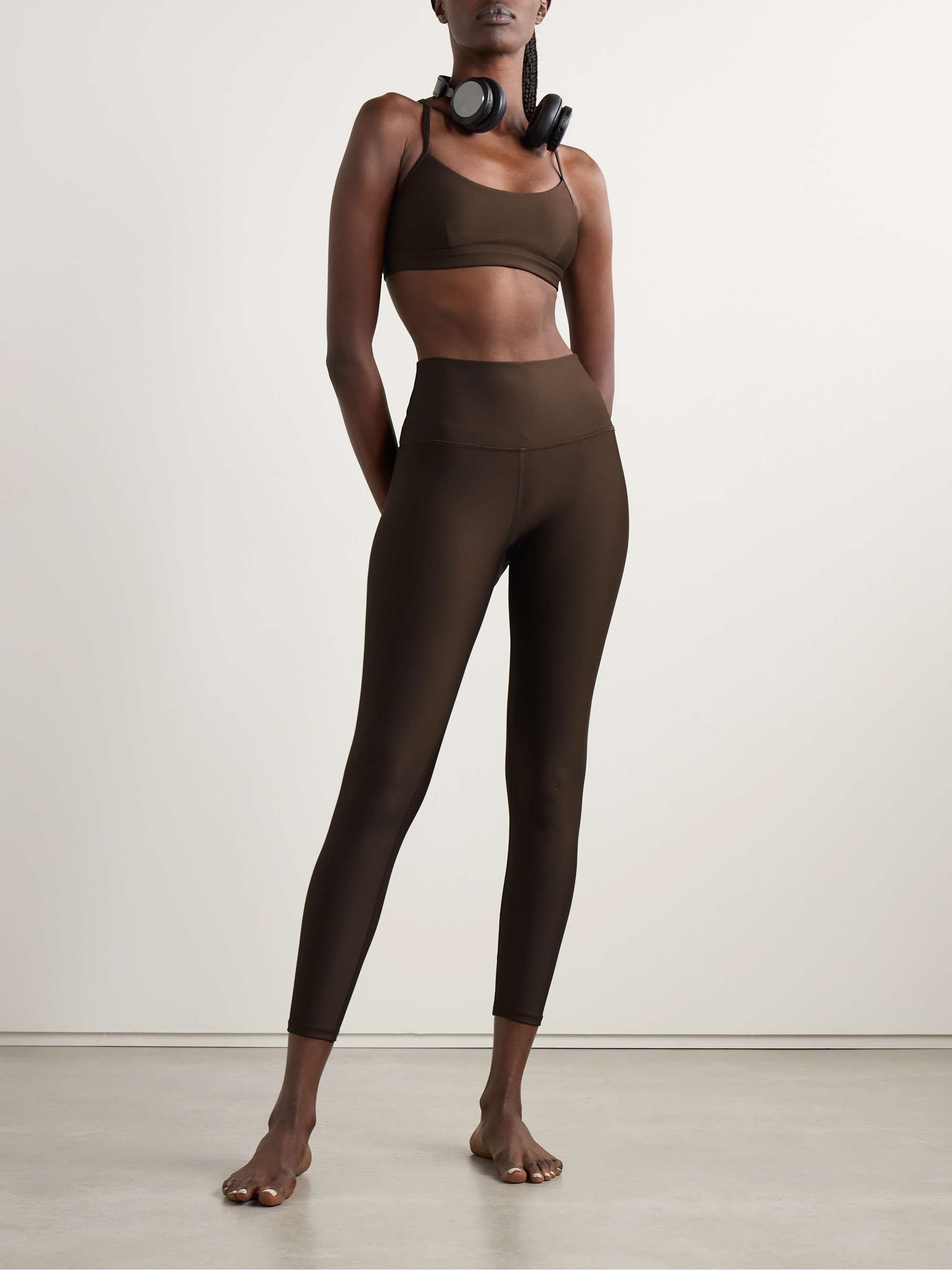 Cropped Airlift leggings view