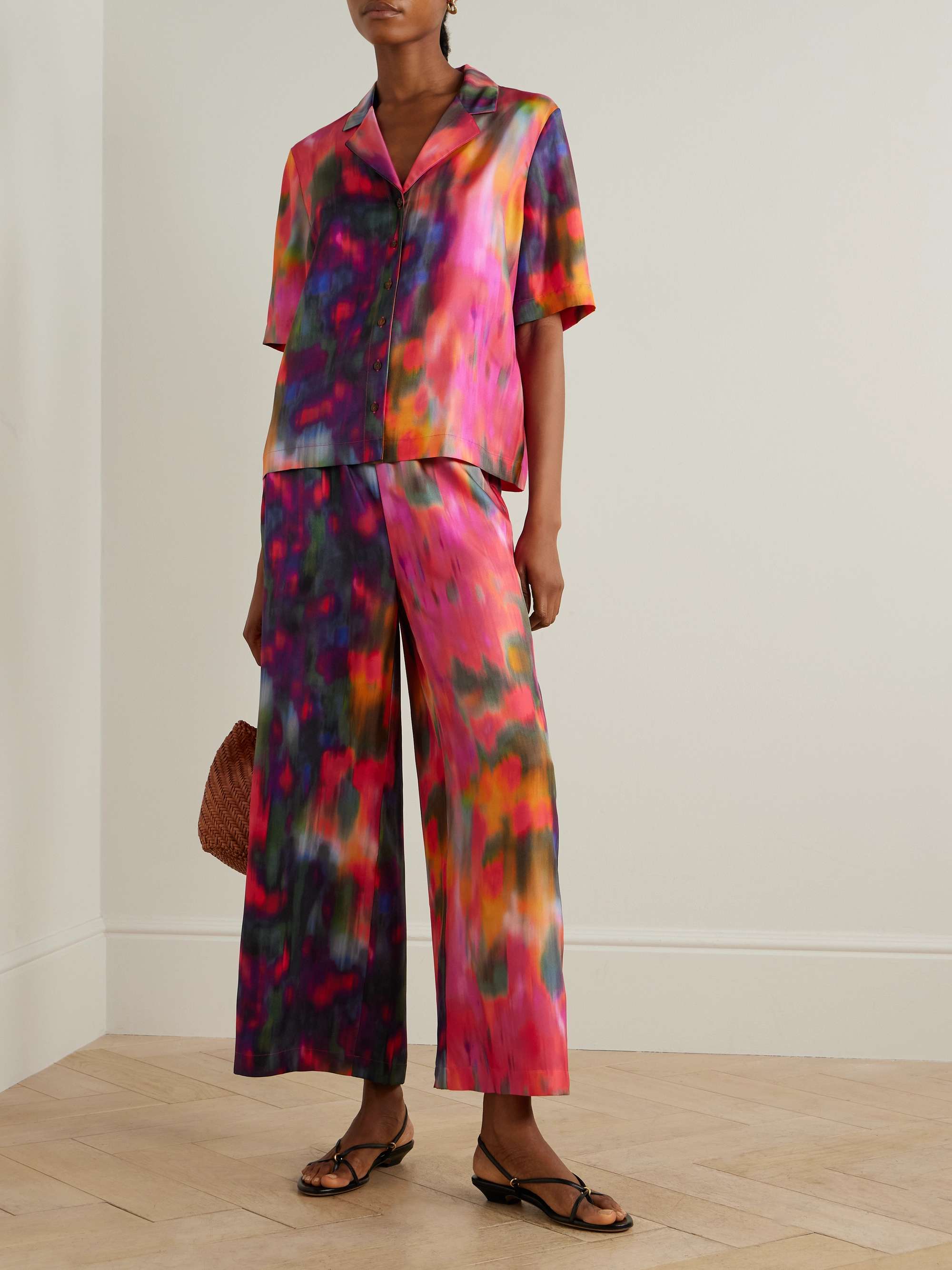 Magnetique printed silk-twill wide-leg pants view