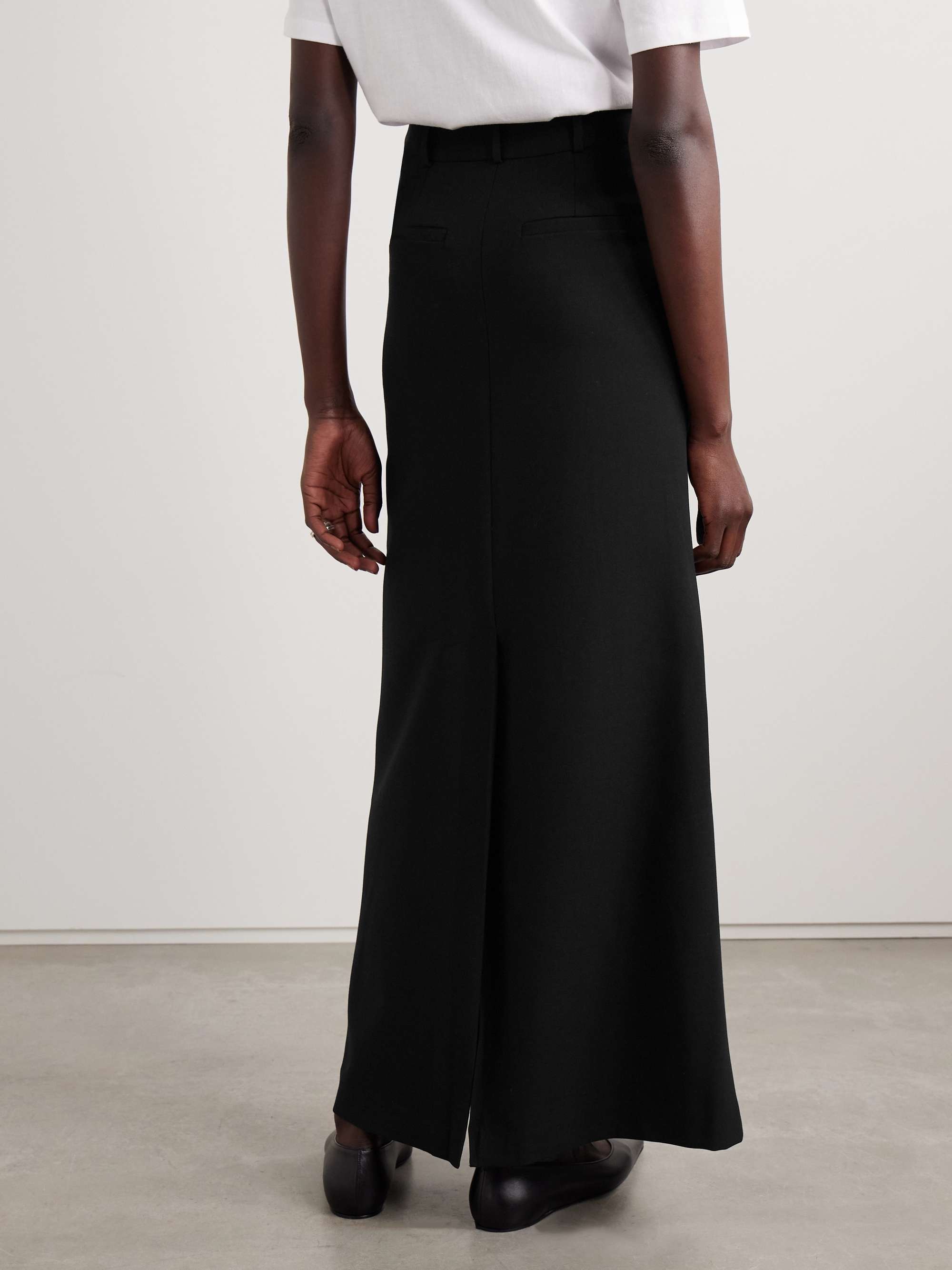 Malvo crepe maxi skirt view