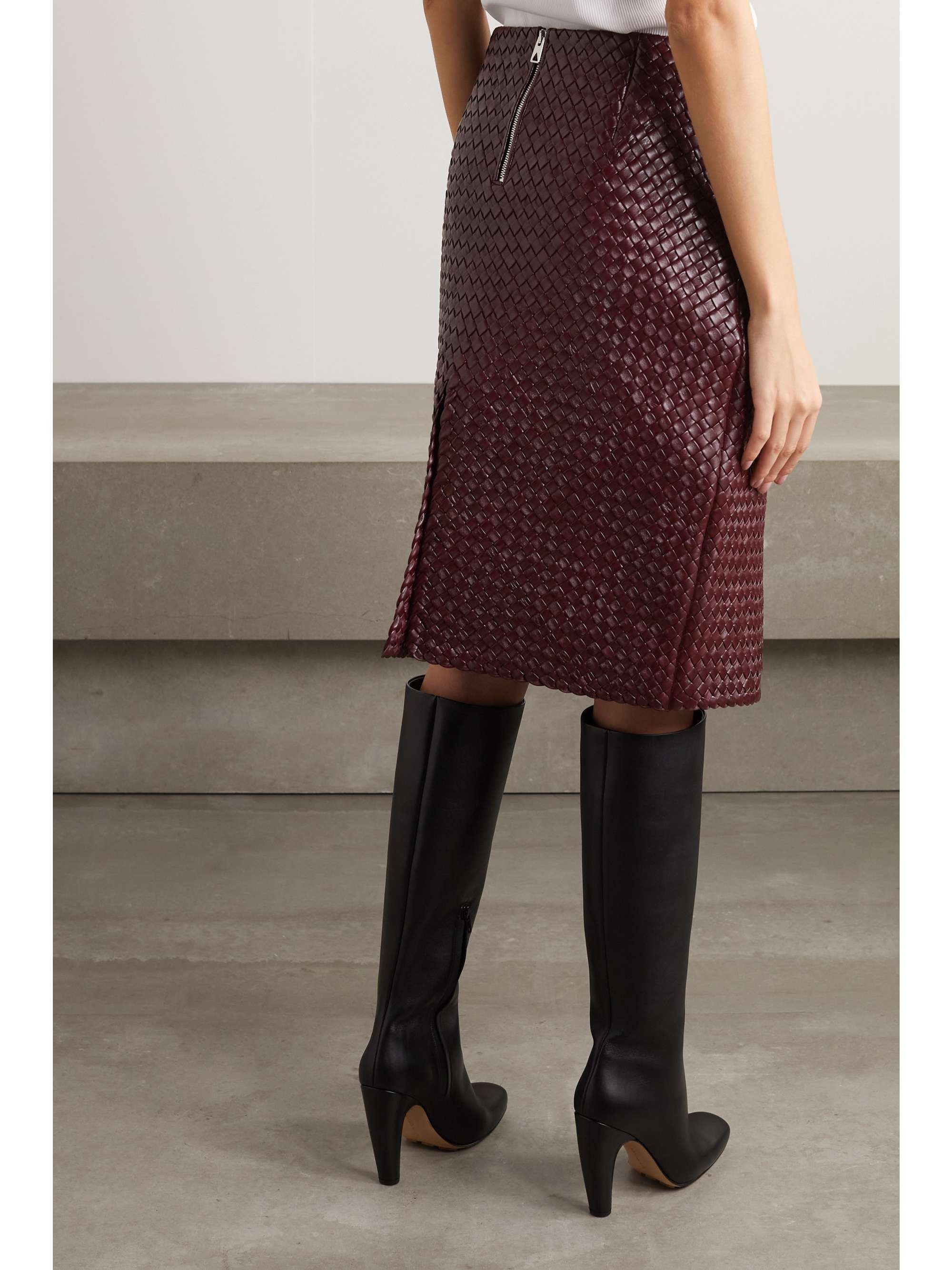 Intrecciato leather skirt view