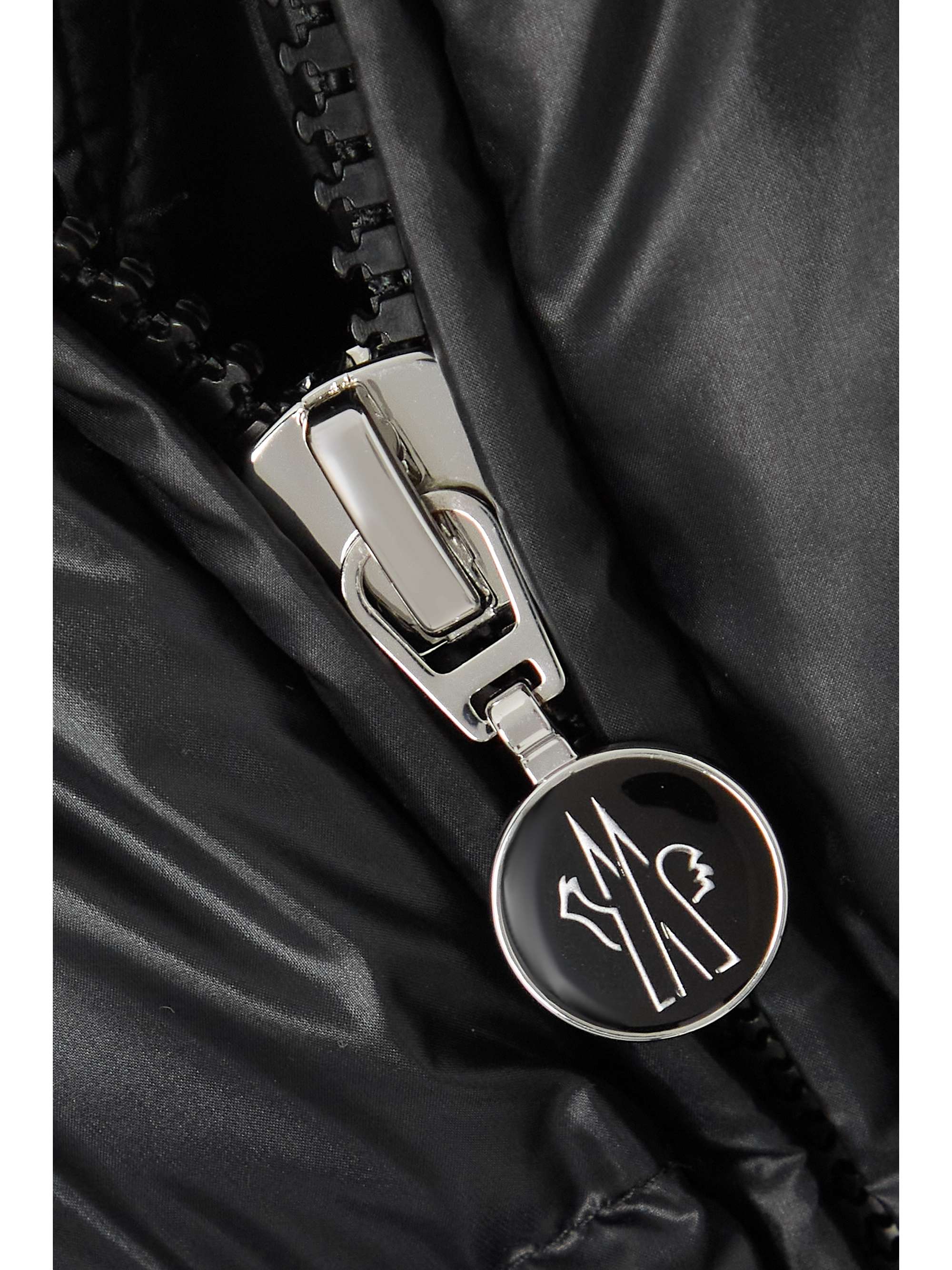 Douro hooded appliquéd quilted shell down jacket view
