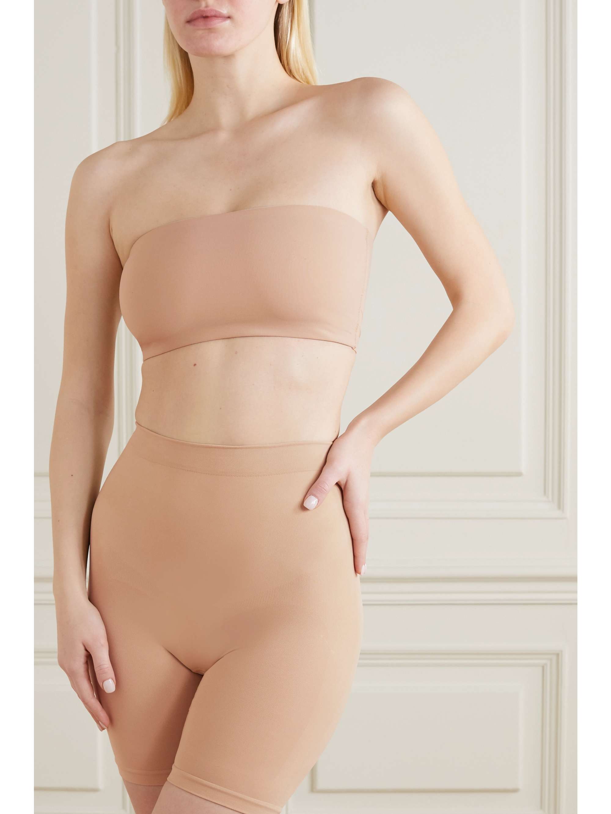 Fits Everybody Bandeau view
