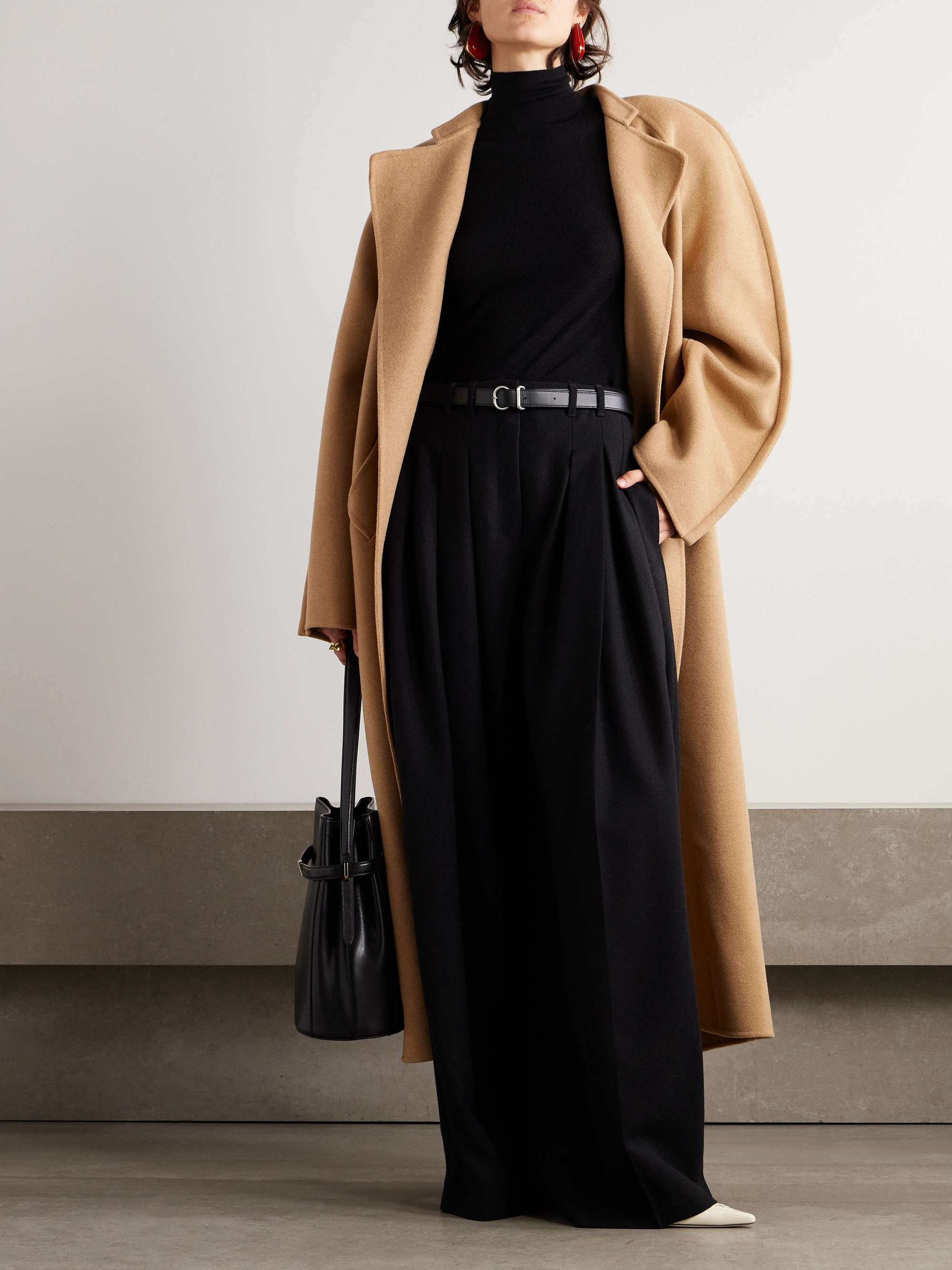 Lory organic cashmere turtleneck sweater view