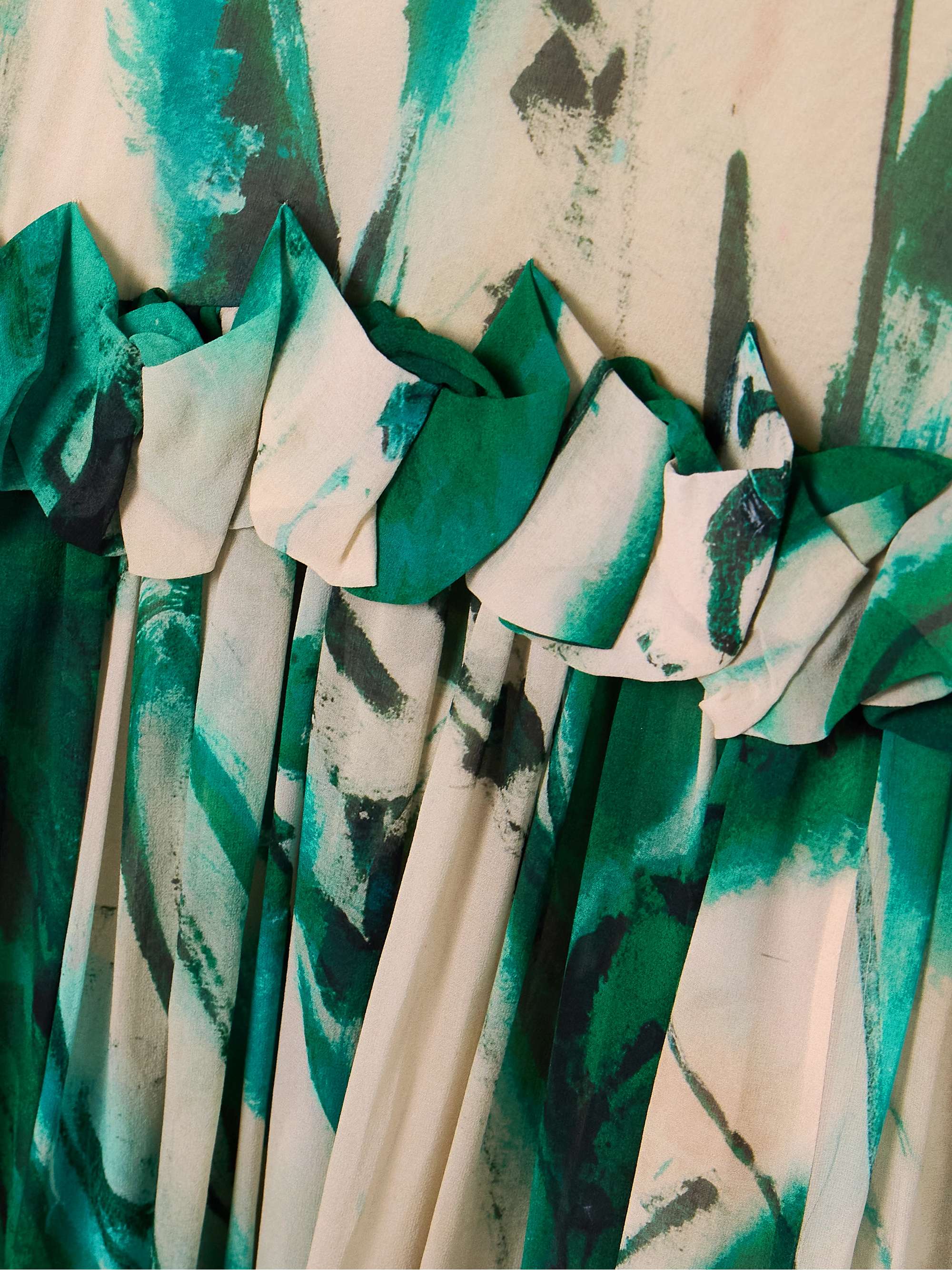 + Lee Krasner Helen ruffled printed silk-georgette gown view
