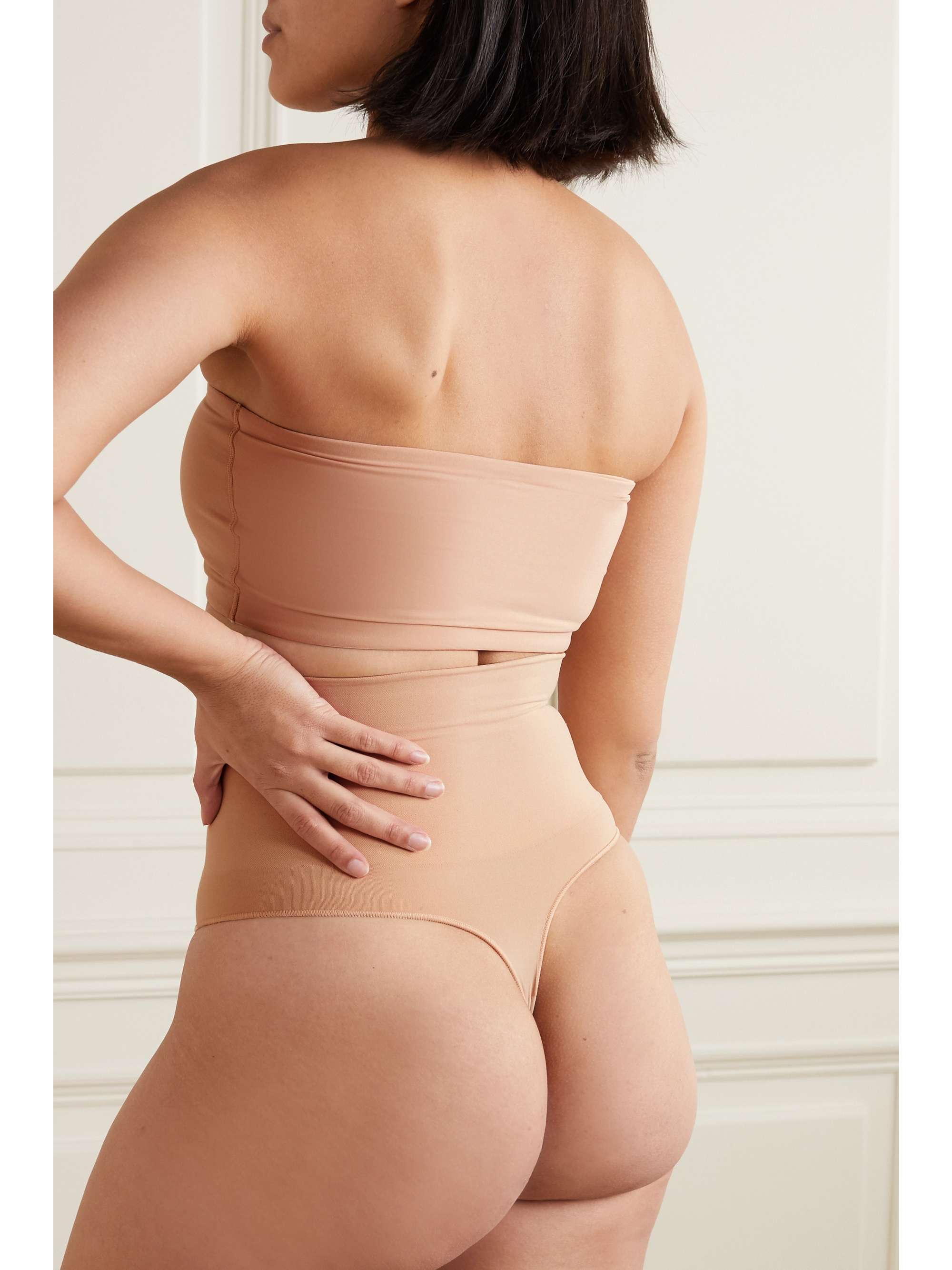 Fits Everybody Bandeau view