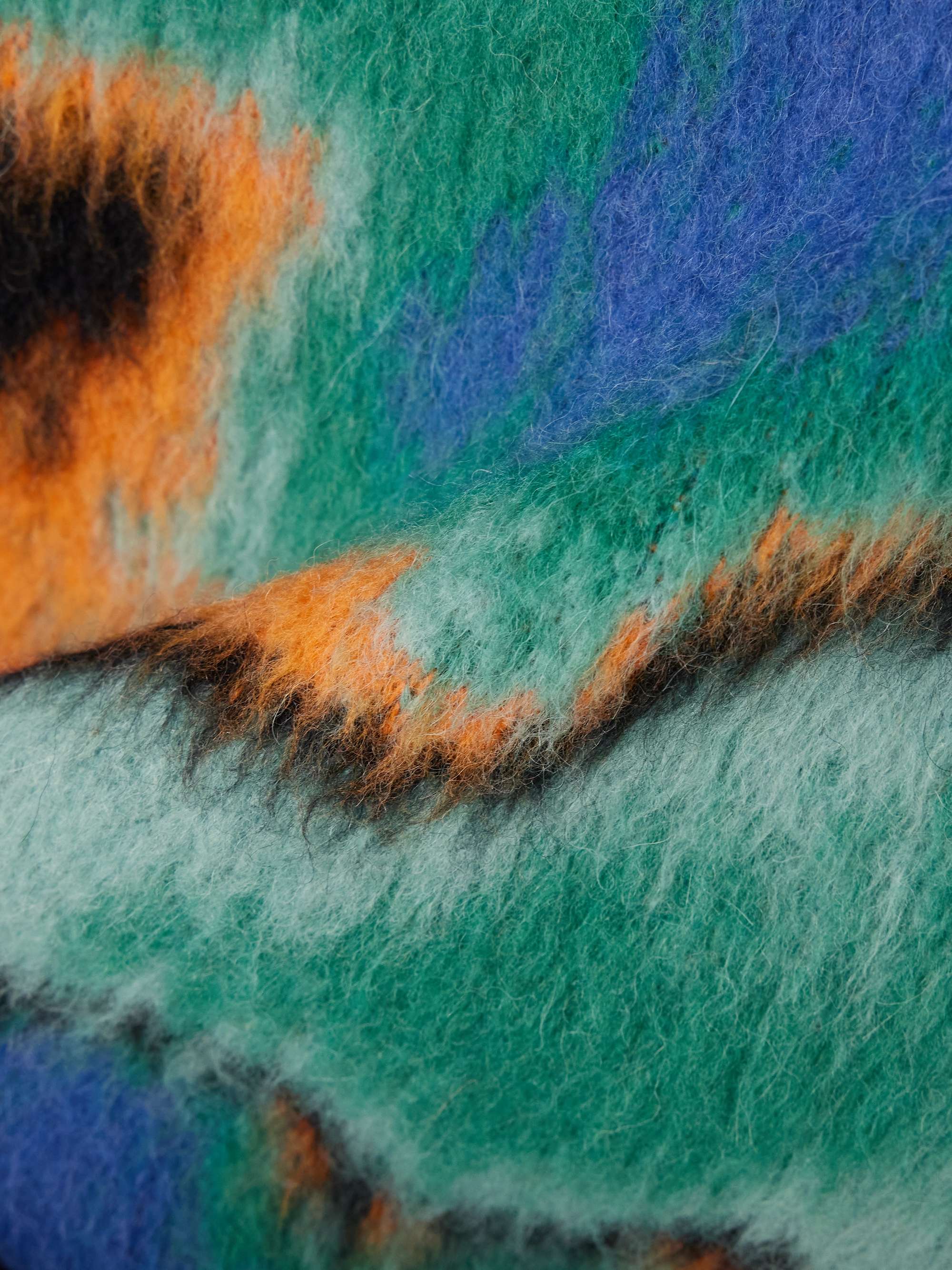Off Piste shell-trimmed printed fleece hoodie view