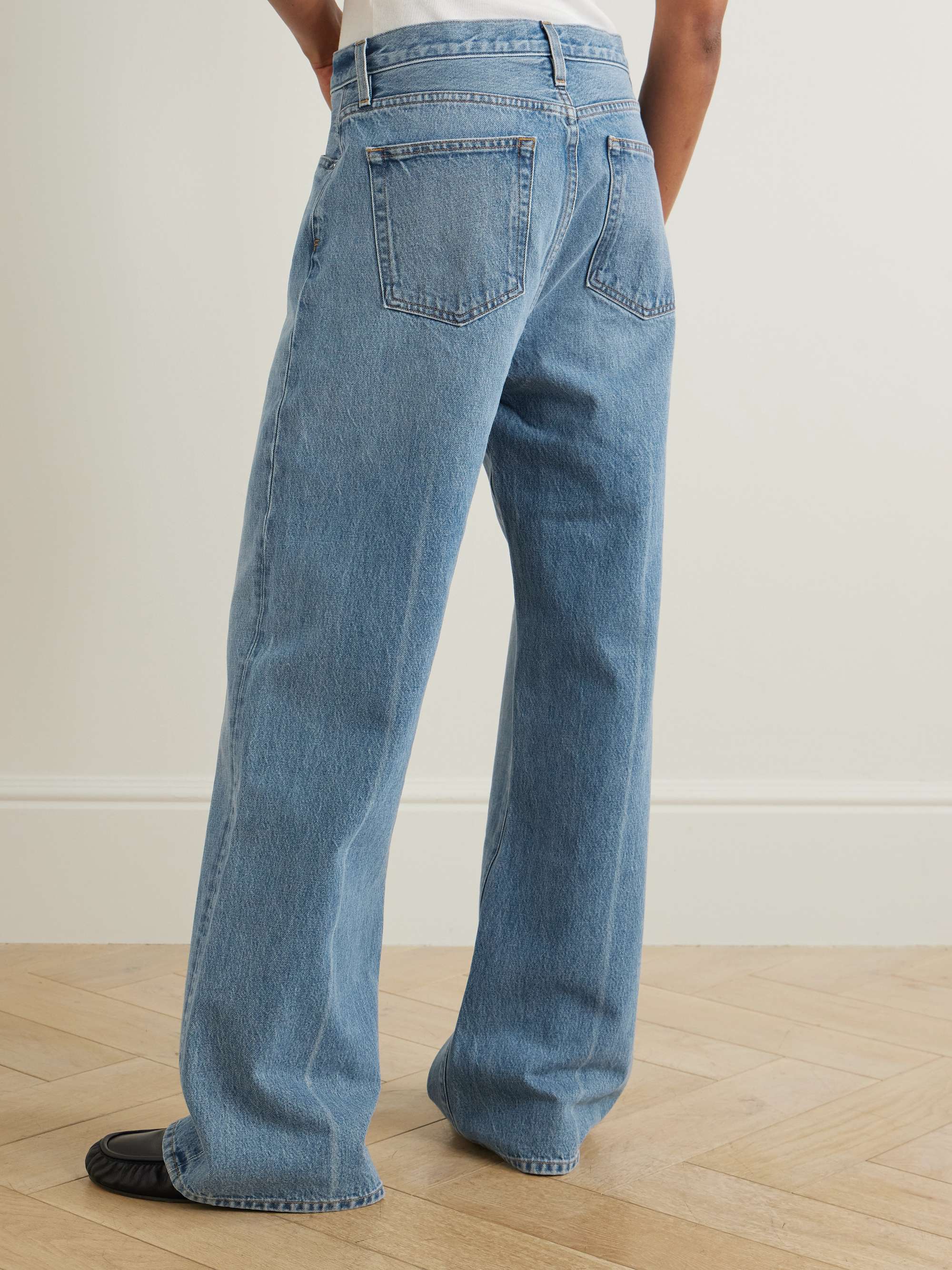 The Loose low-rise wide-leg jeans view