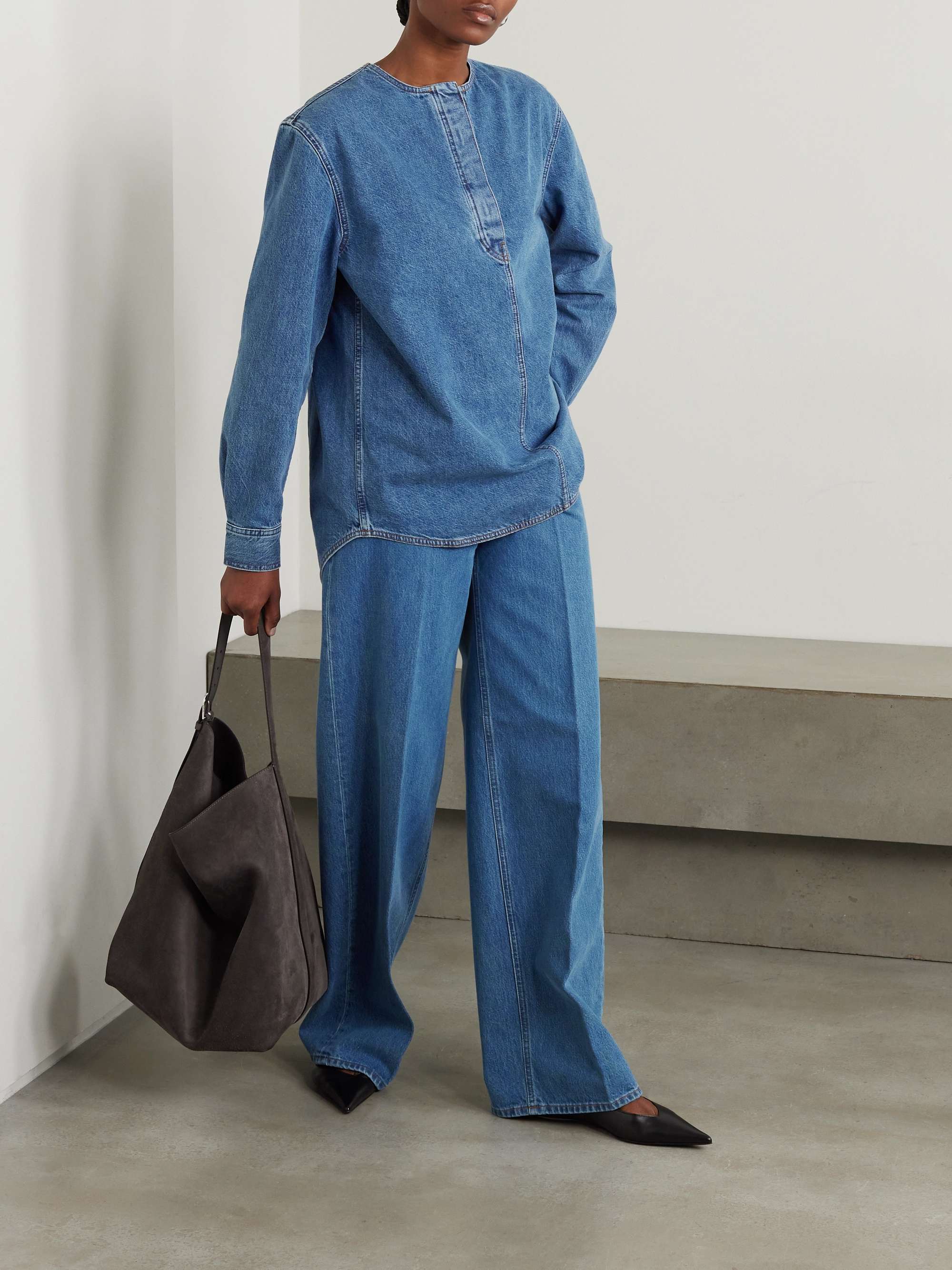 High-rise wide-leg organic jeans view